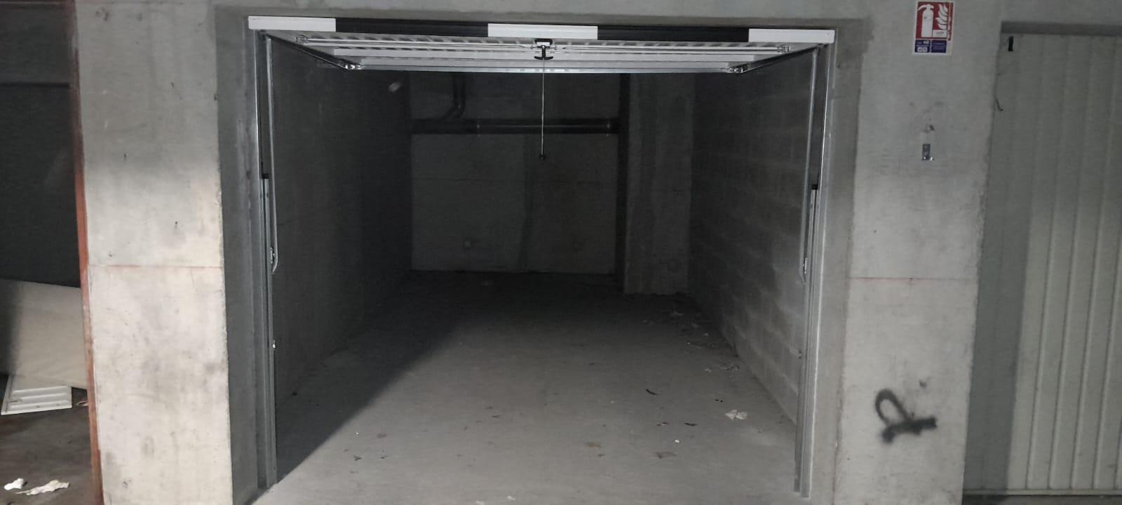 Location Garage 16 m2 à Eybens