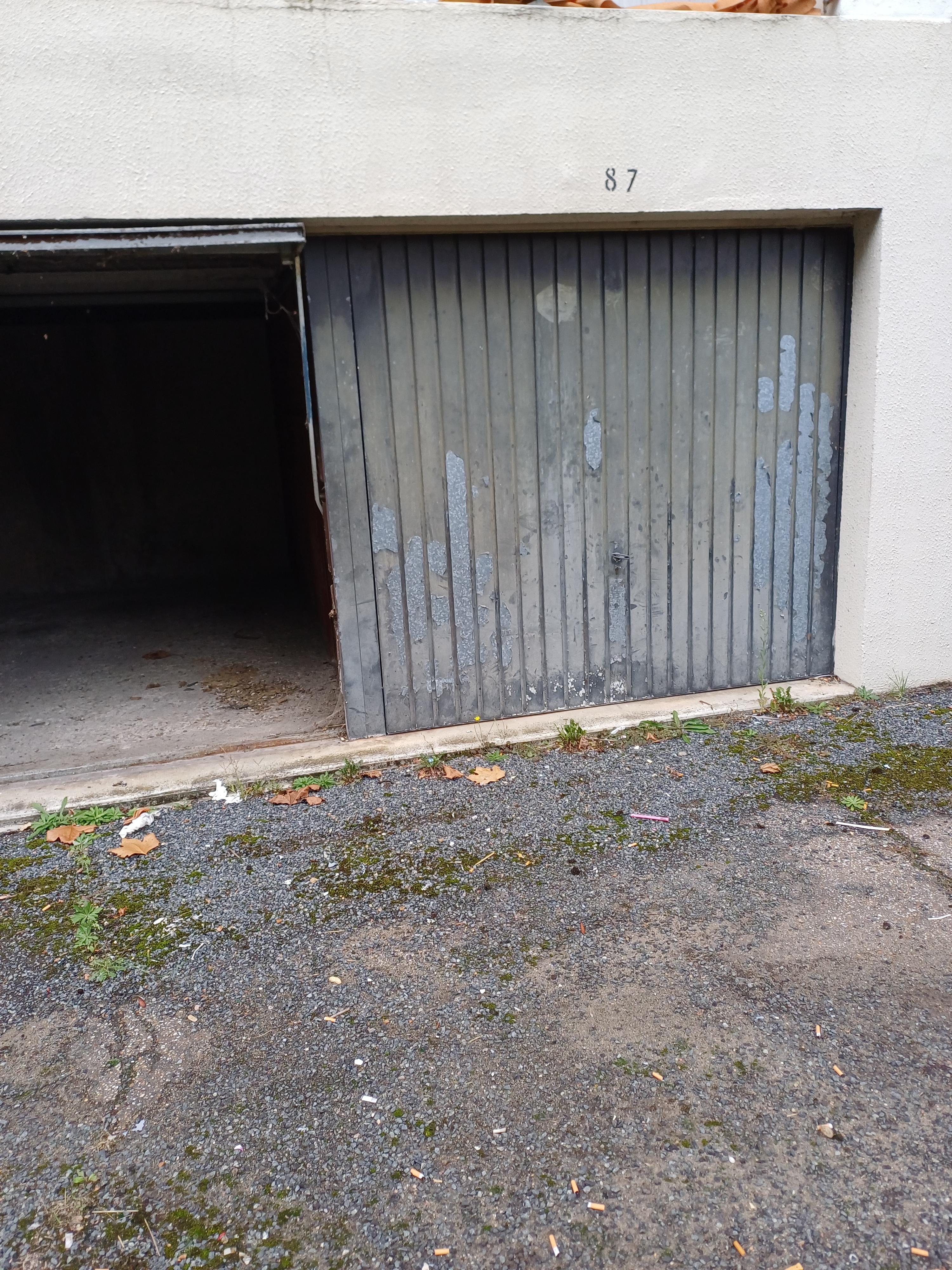 Garage Box 11m² - Châlette-sur-Loing