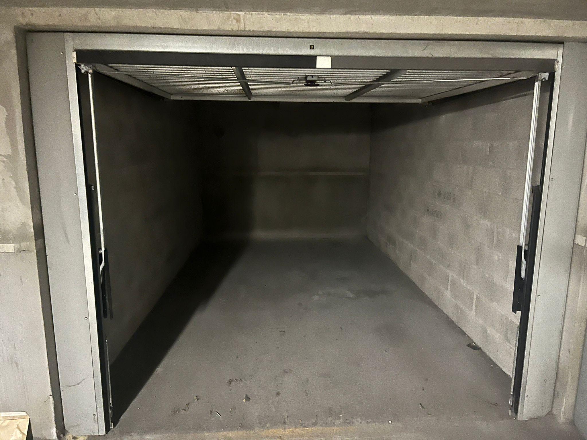Garage Box 14m² - Grenoble