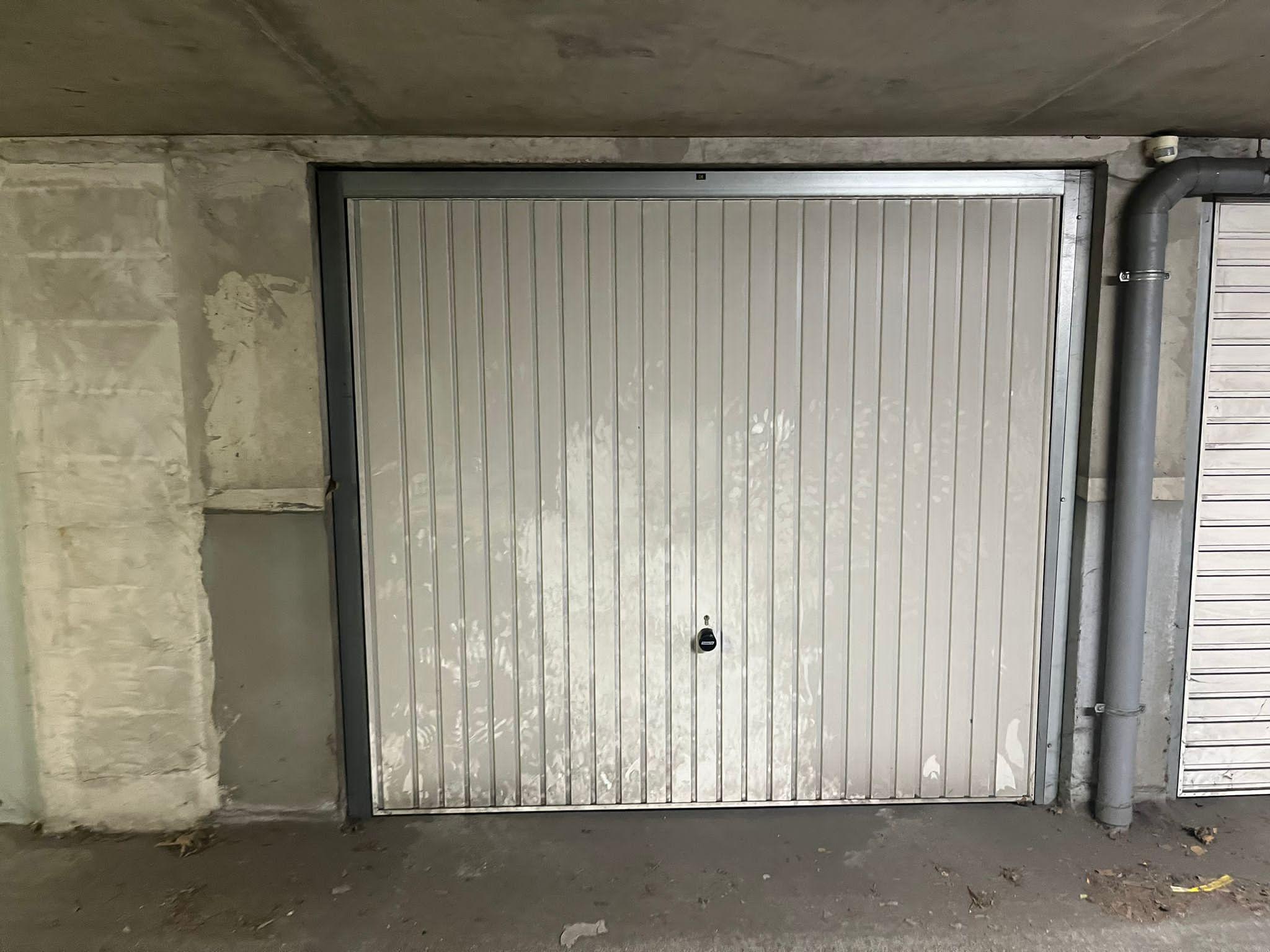 Garage Box 12m² - Grenoble
