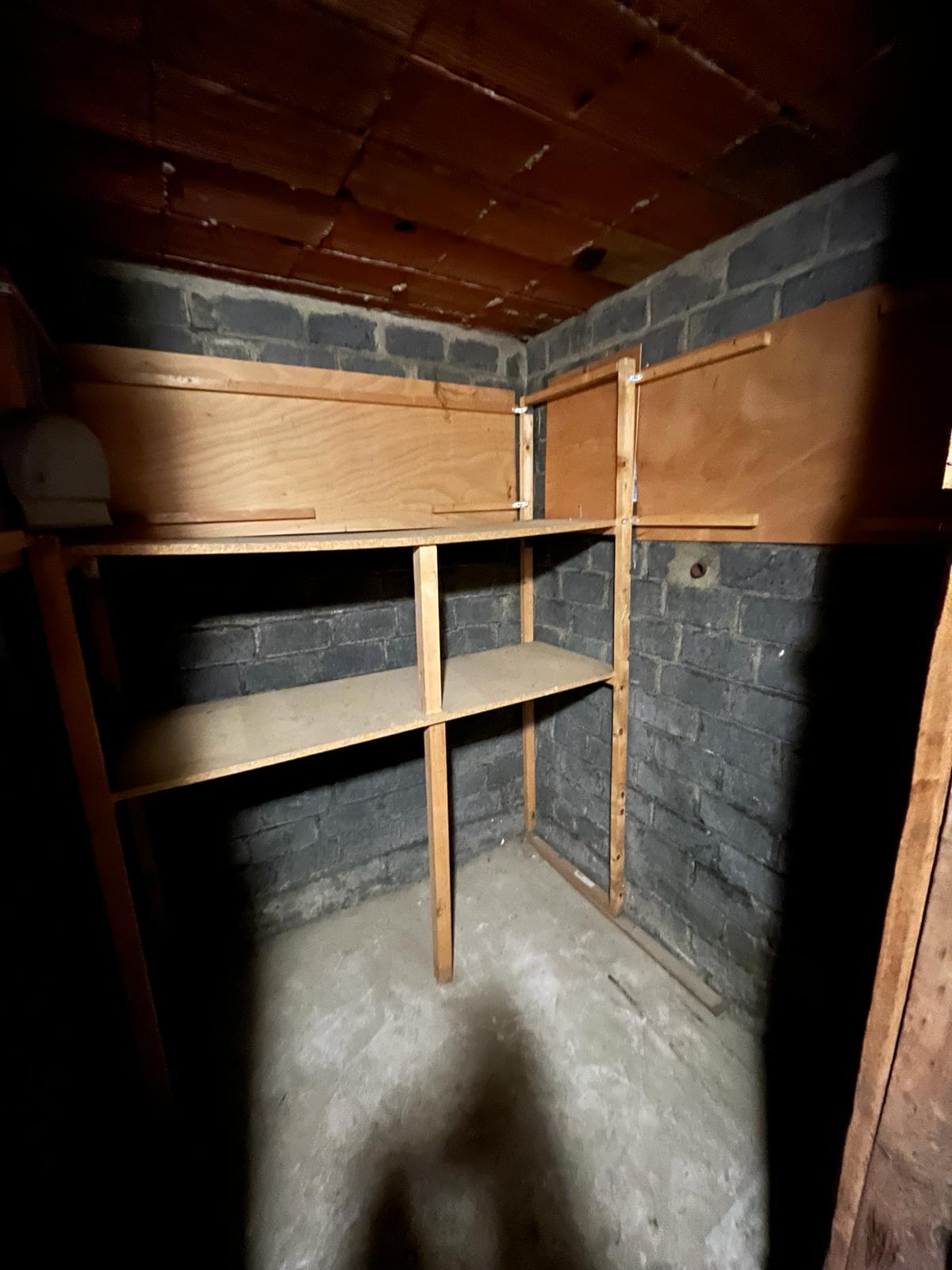 LOUE CAVE - 2m2 - Villejuif