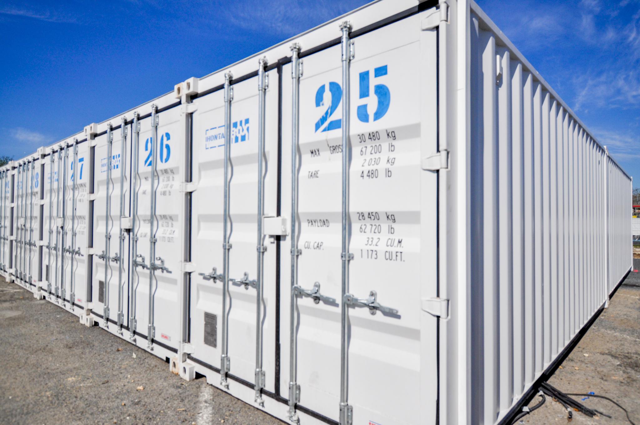 Box 14m², sécurisé, accessible 24/7