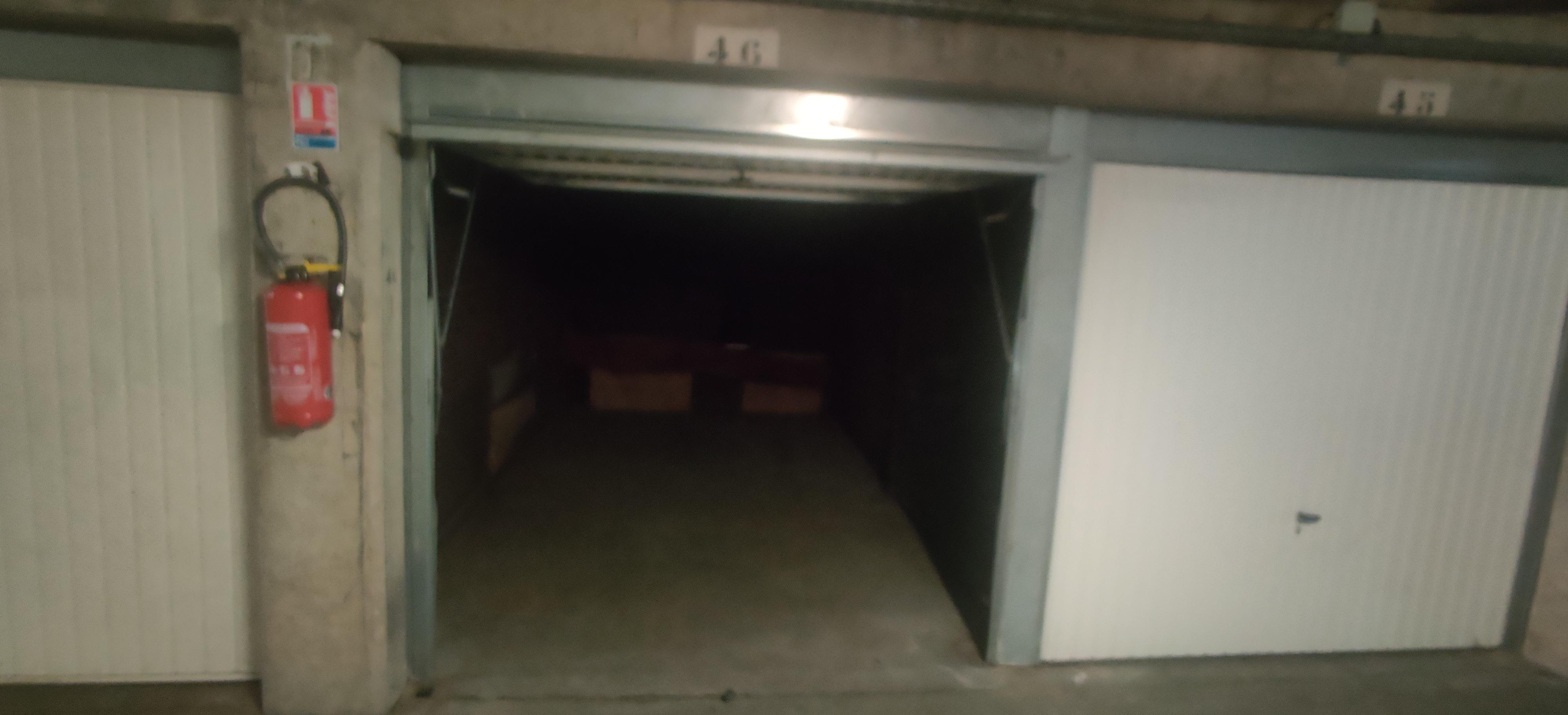 Garage Box 12m² à Dourdan