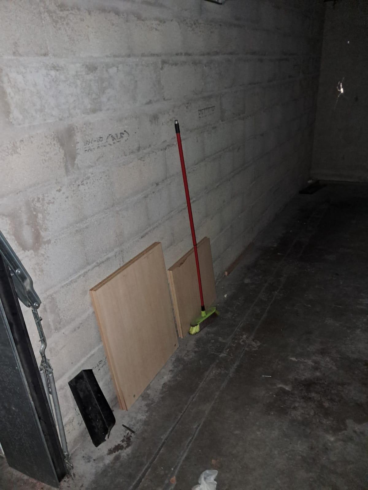 Garage STATIONNEMENT 14m² à Nantes
