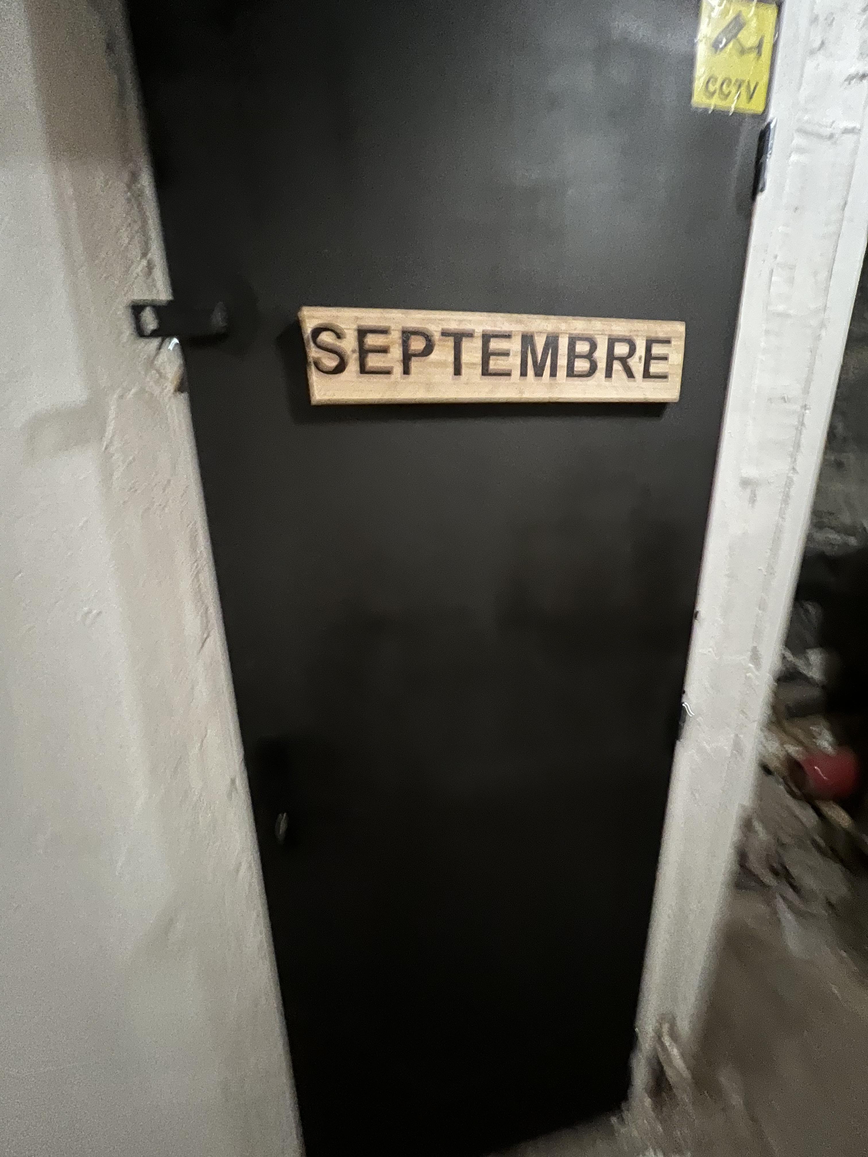 Espace septembre./.Box de stockage Refait à neuf/7 m/cube
