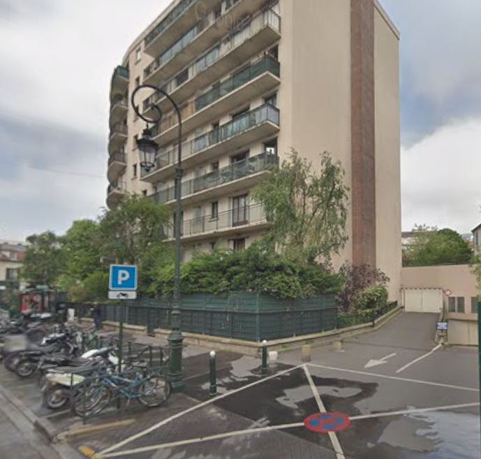 Box de stockage - 8m2 - RdC -