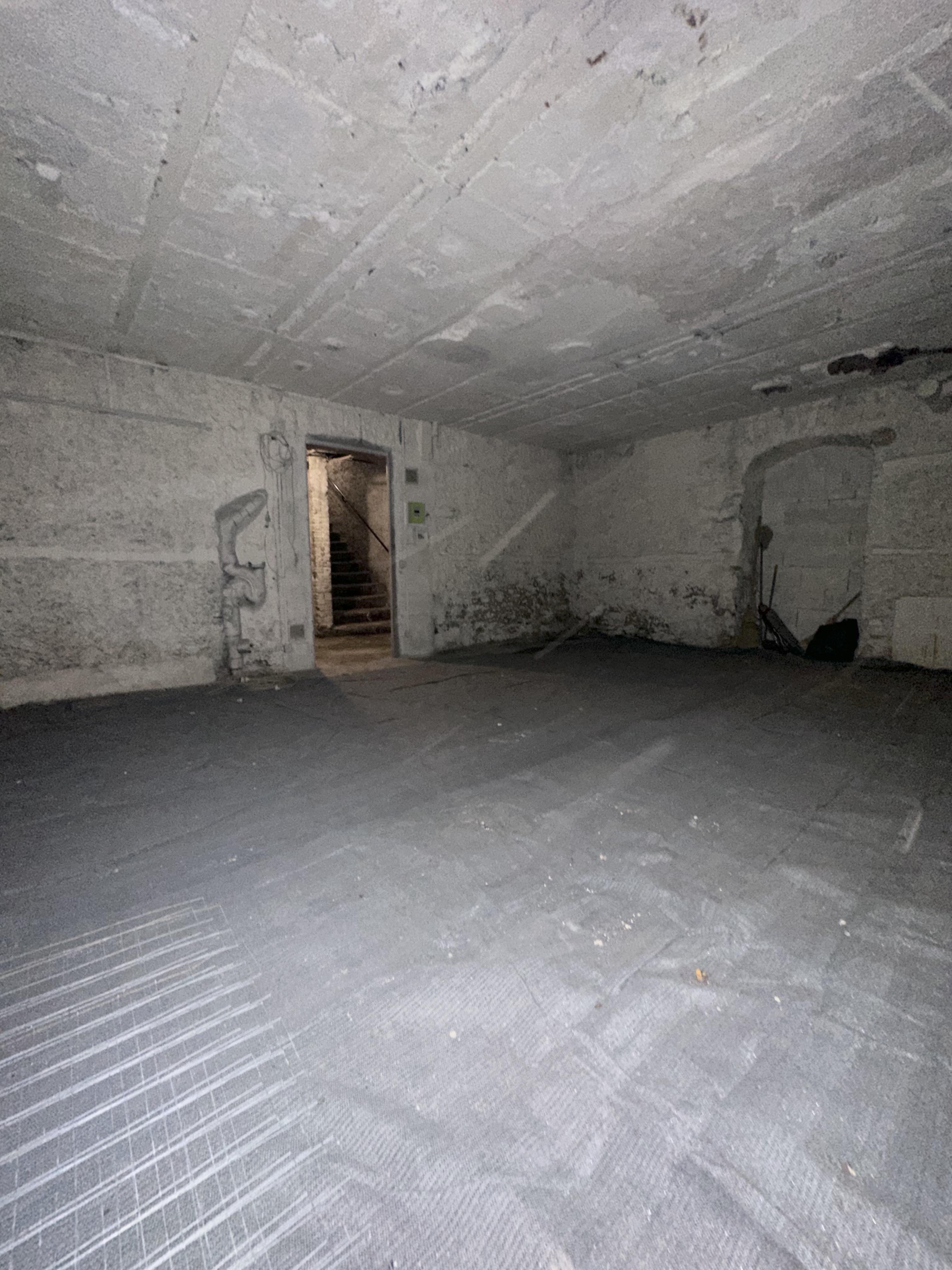 Location d'une cave de 31m² pour du stockage