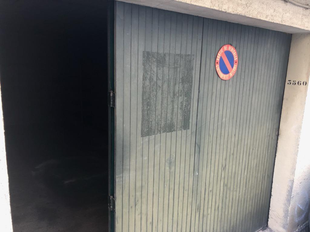 Garage Box pour stockage ou stationnement