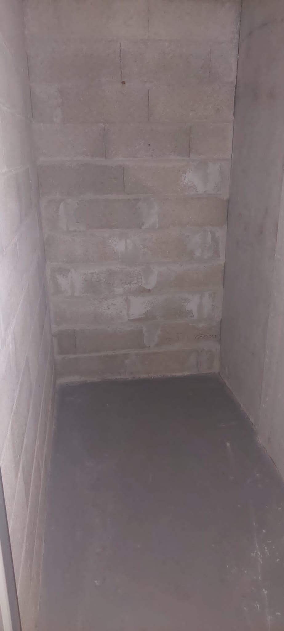 Cave saine 3m2 - rue des Grands champs