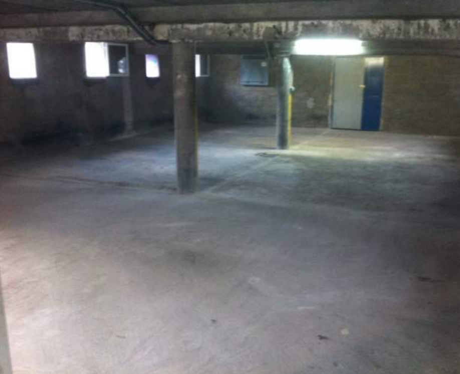 Grand entrepôt de 500 m²