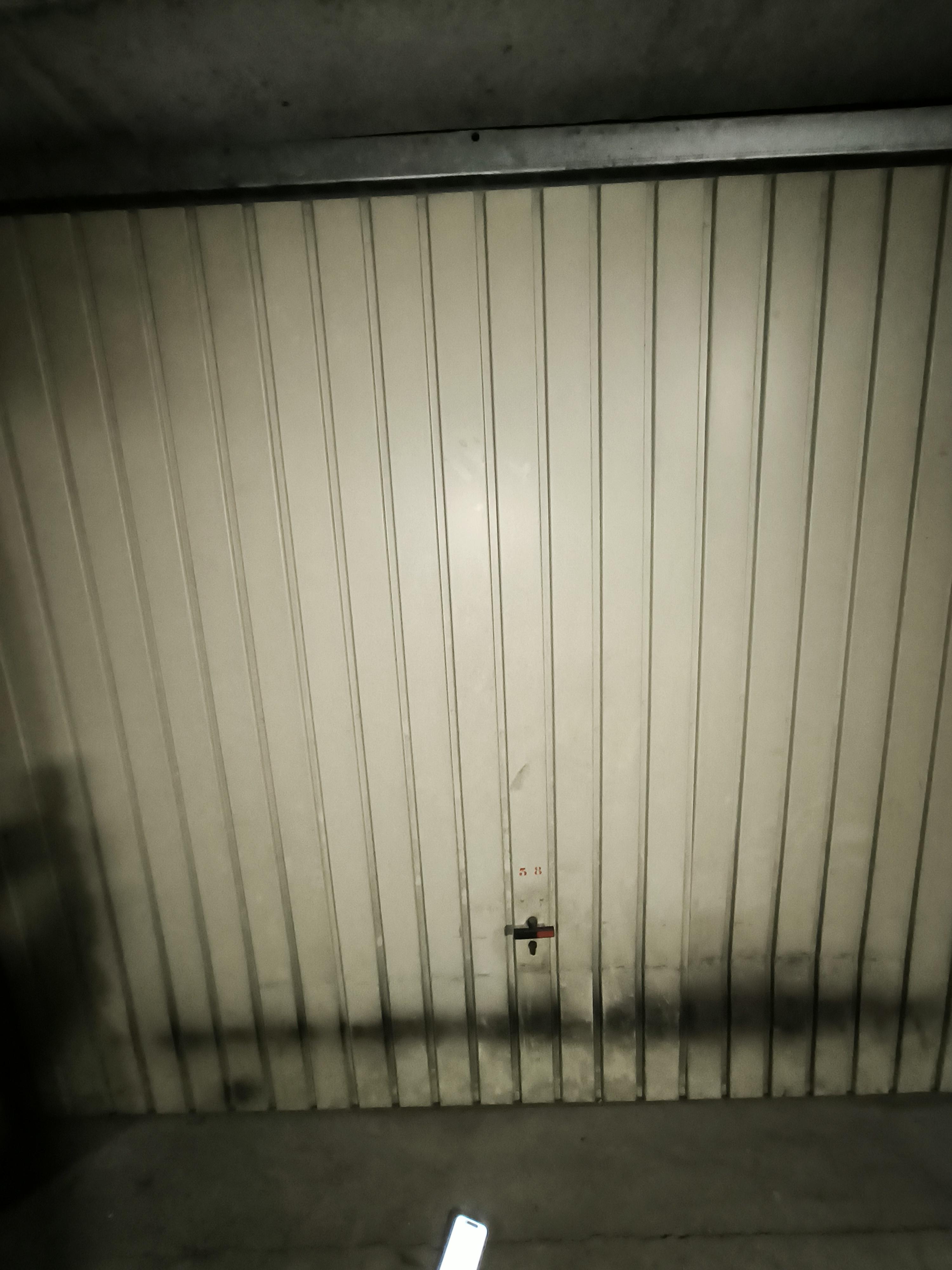 Garage fermé sécurisé à Bizanos