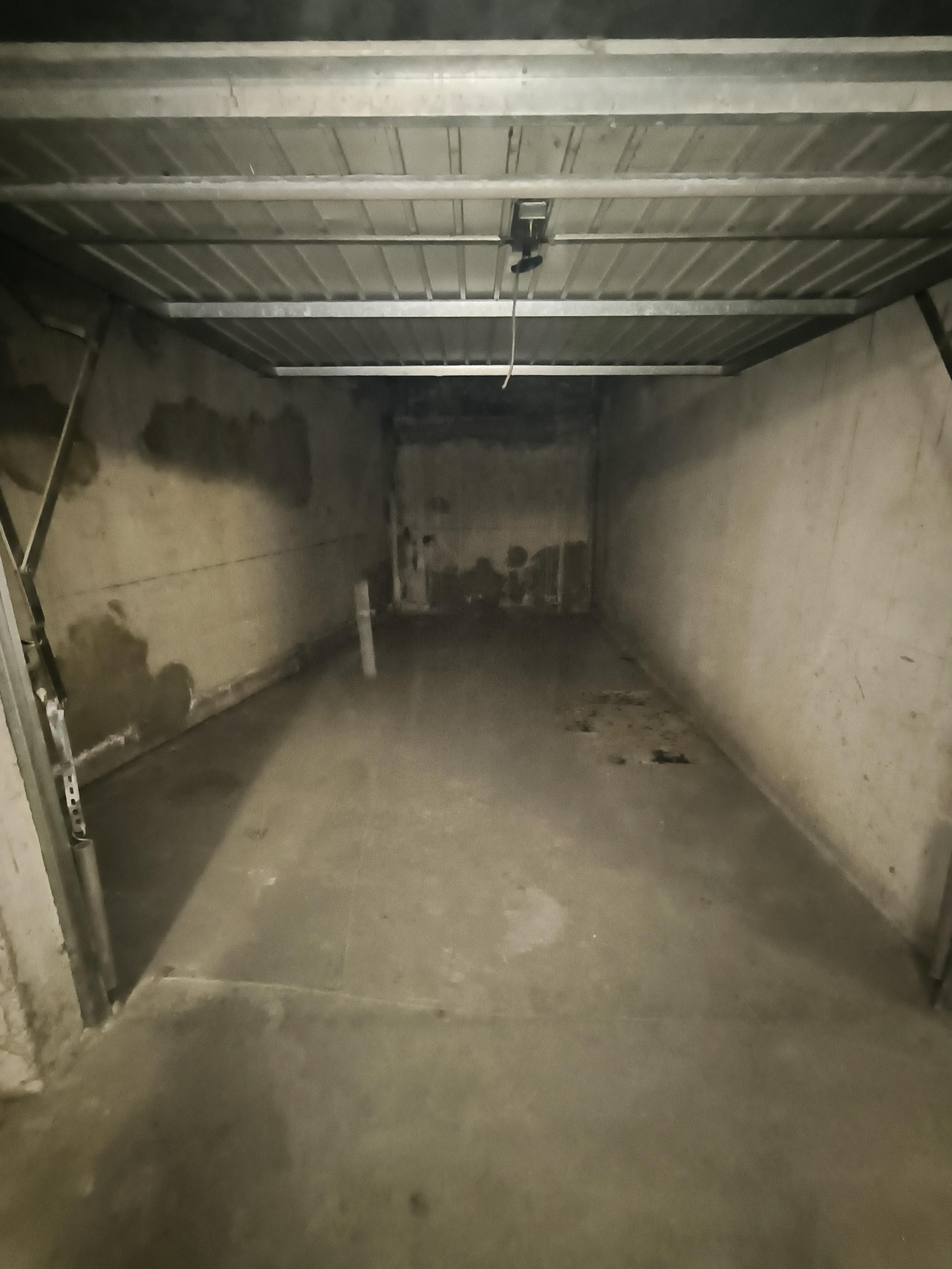 Garage sécurisé à Pau