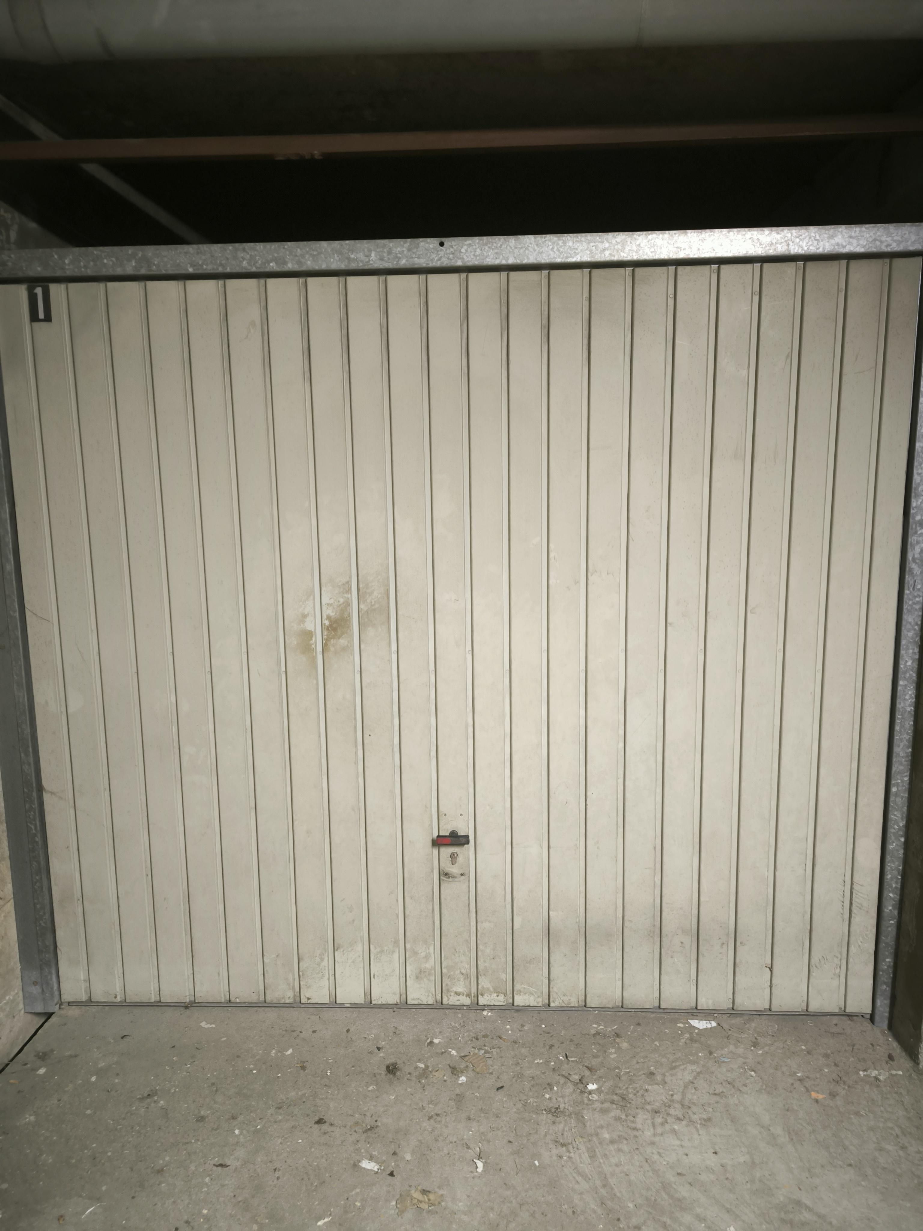 Garage sécurisé à Pau