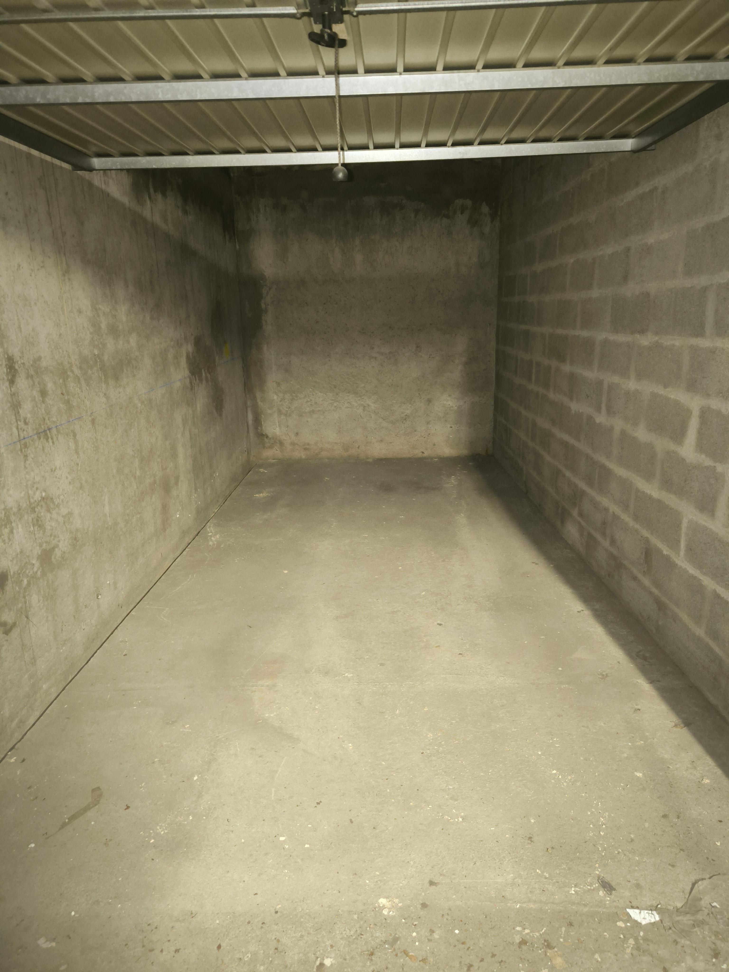 Garage sécurisé à Pau