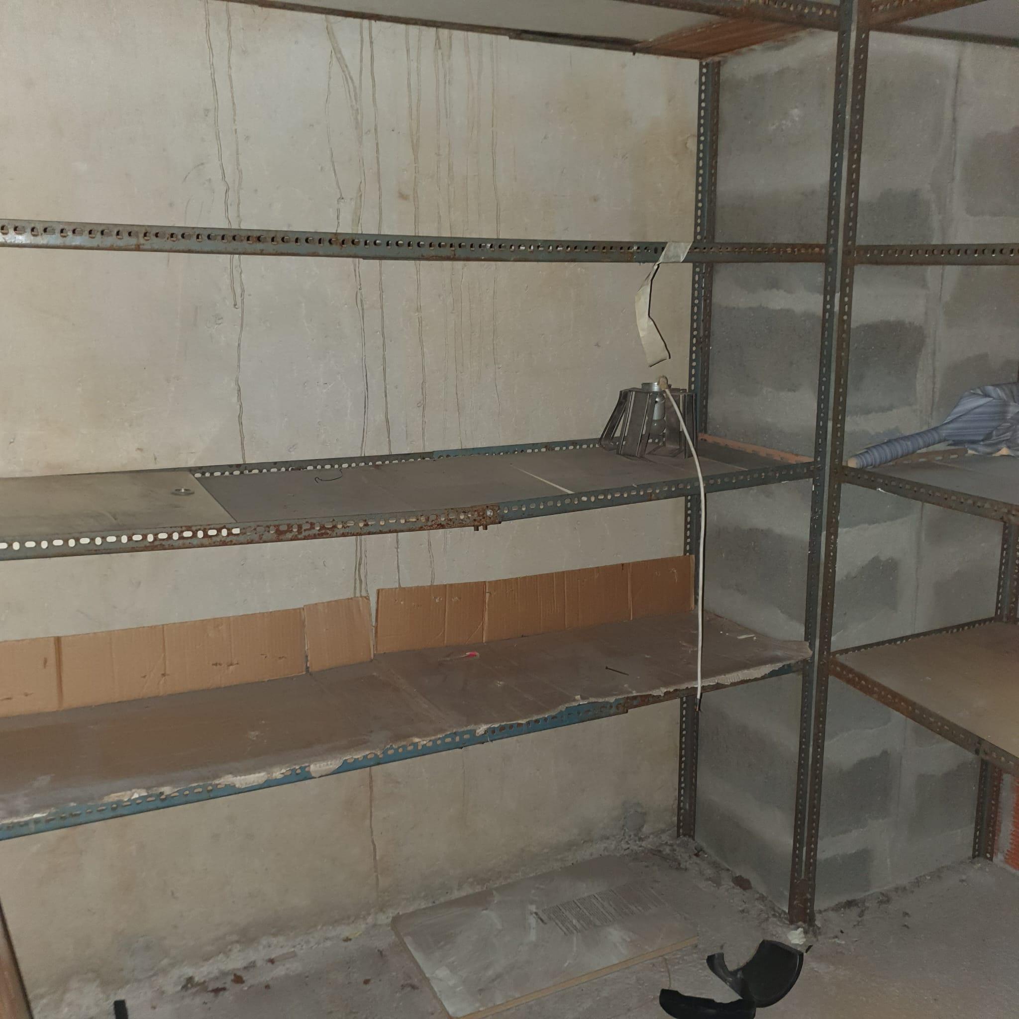 Cave 10m² en étage avec ascenseur