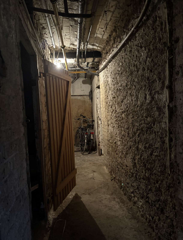 Cave de stockage sécurisée