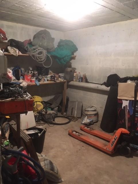 Local en sous sol Houilles limitrophe Bezons -
