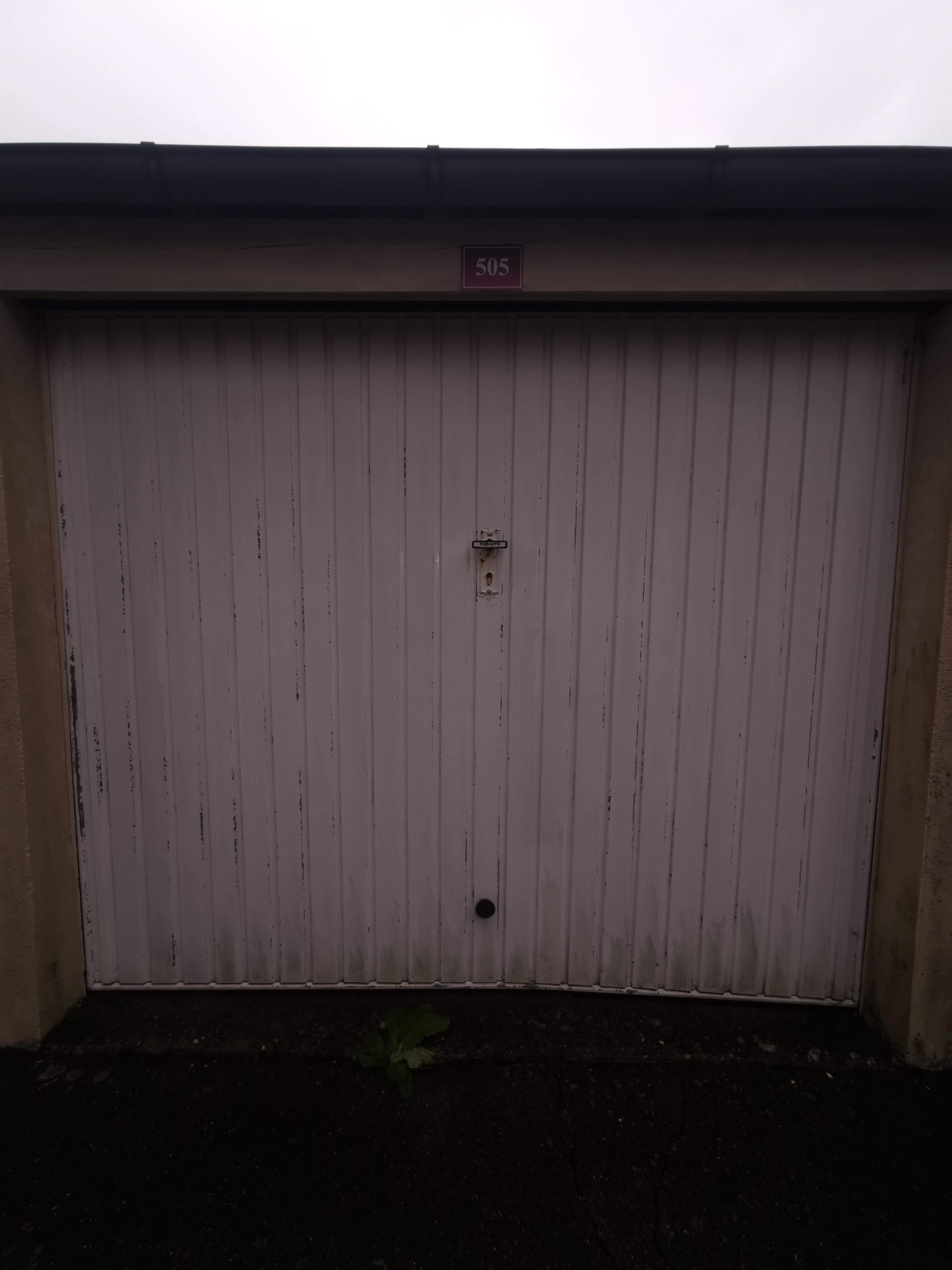 Garage/Box à Orléans stockage ou stationnement
