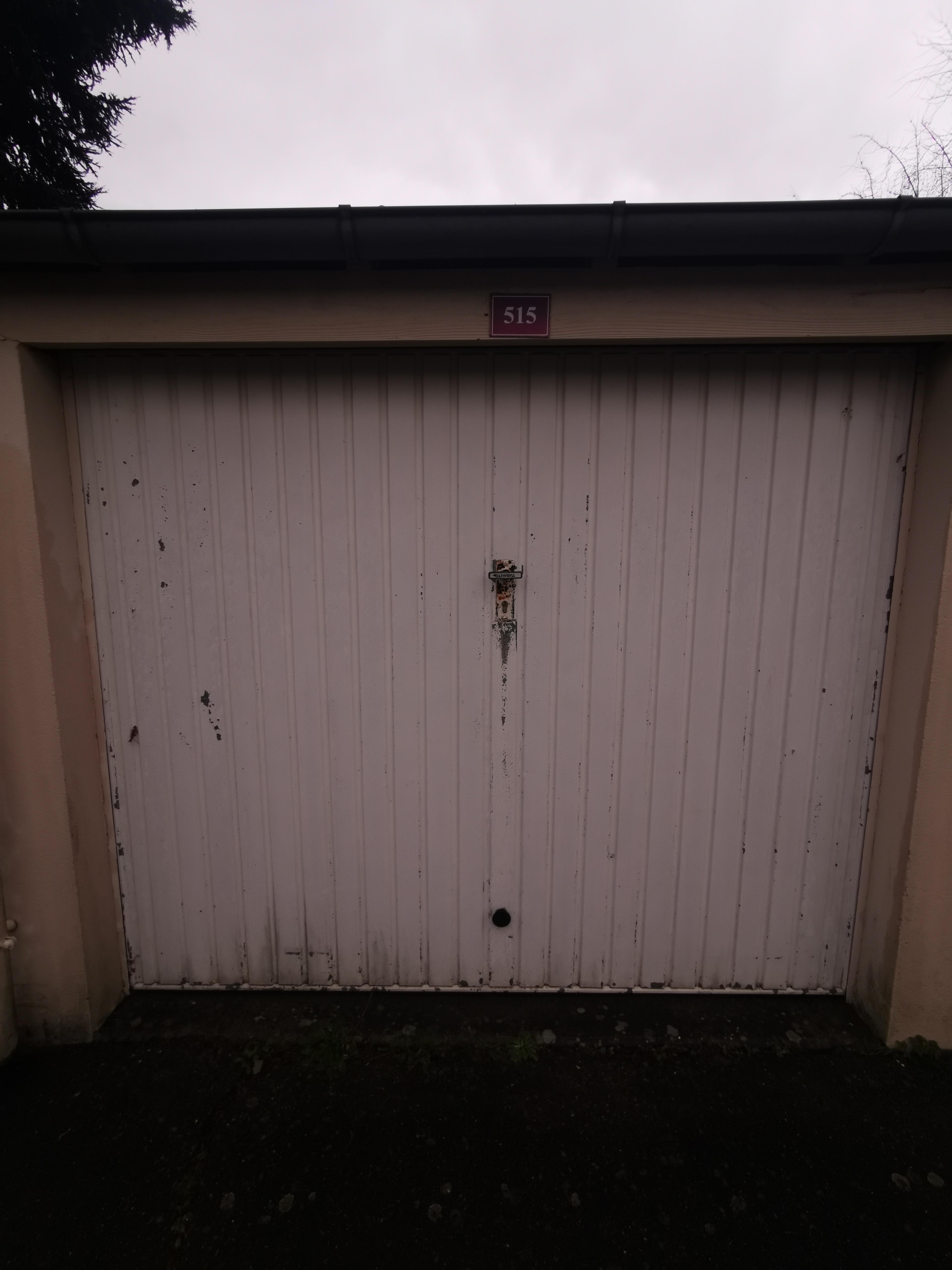 Garage/Box à Orléans stockage ou stationnement
