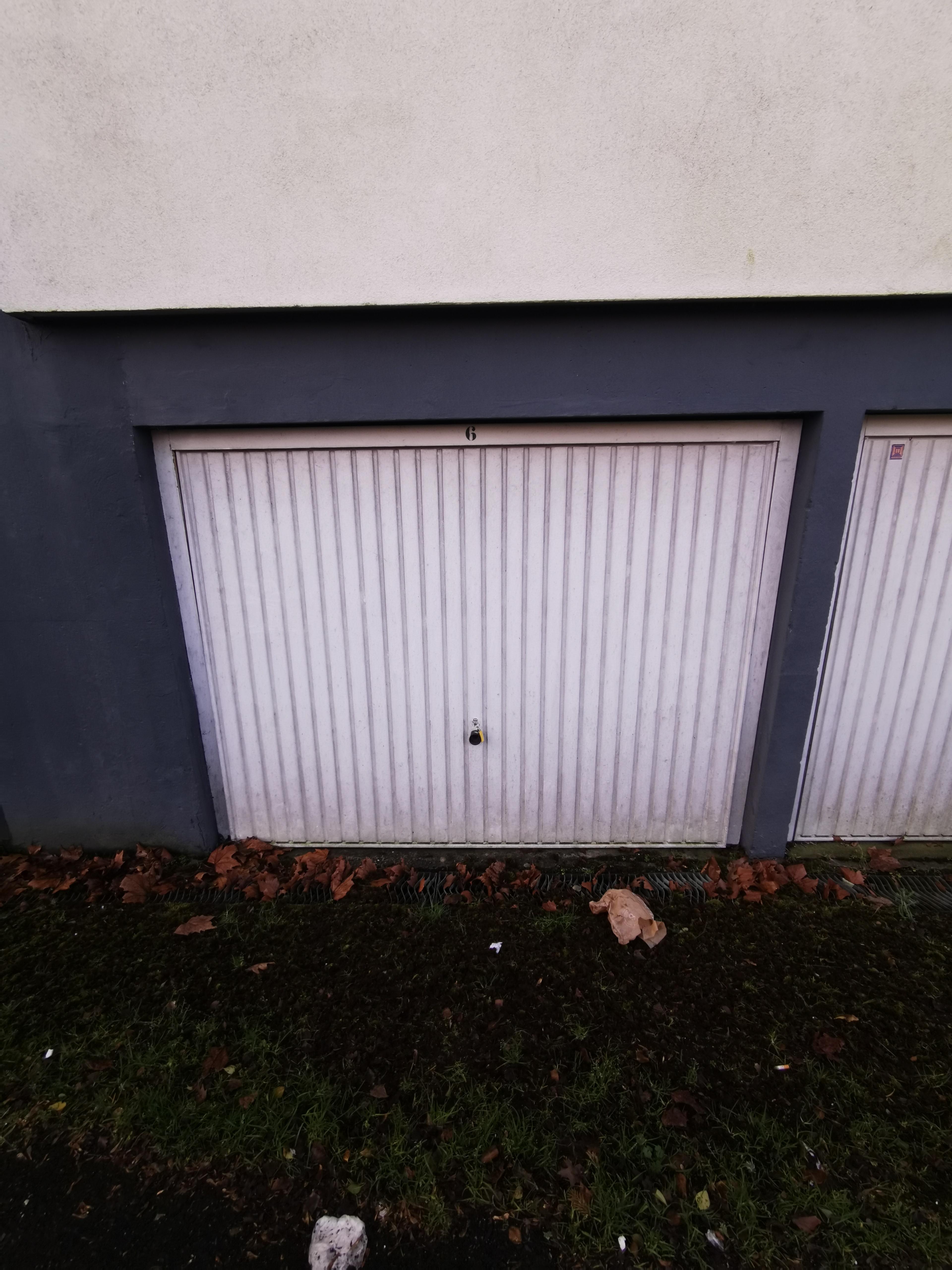 Garage/box fermé à Orléans