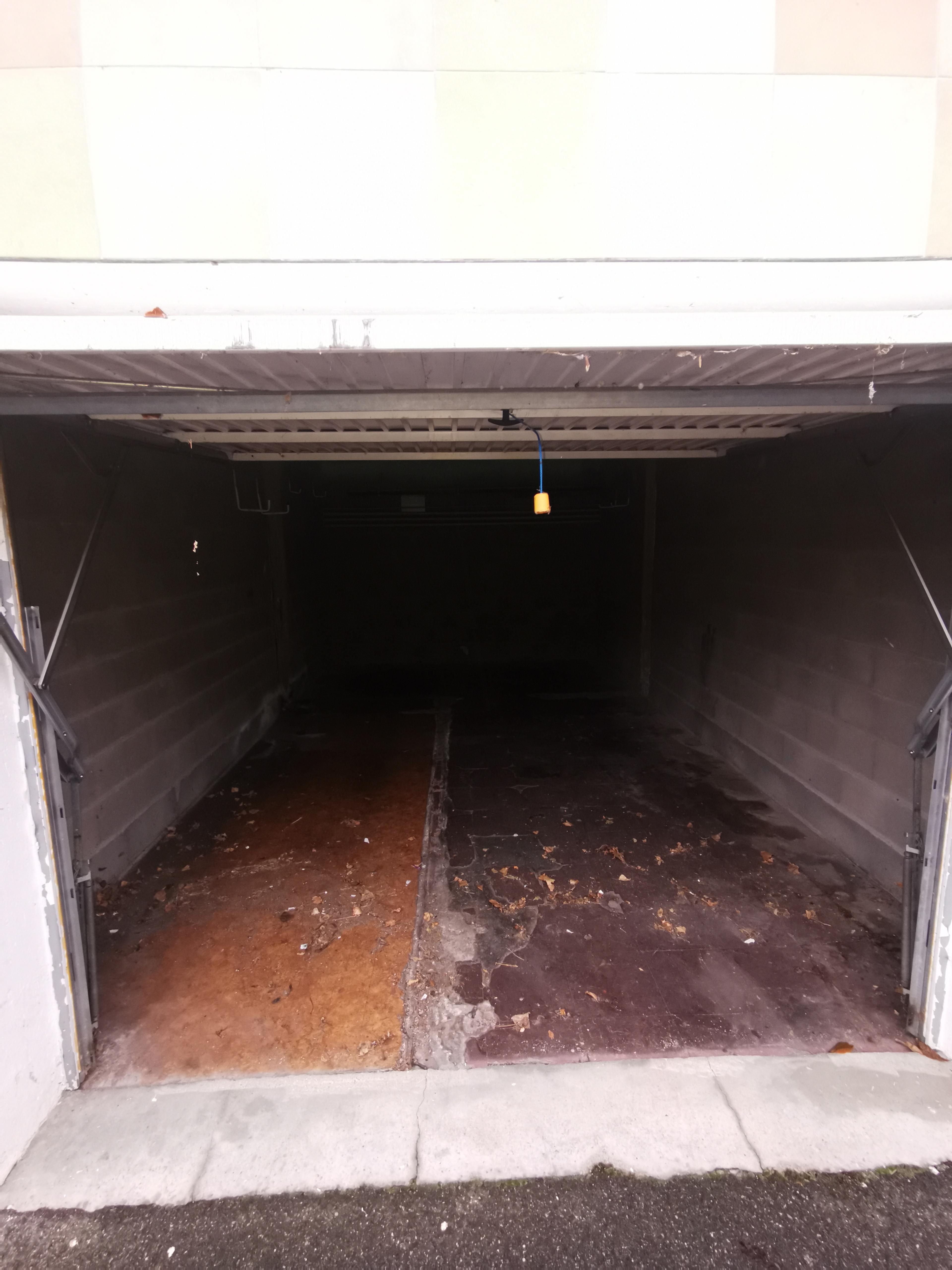 Garage fermé à Orléans Sud