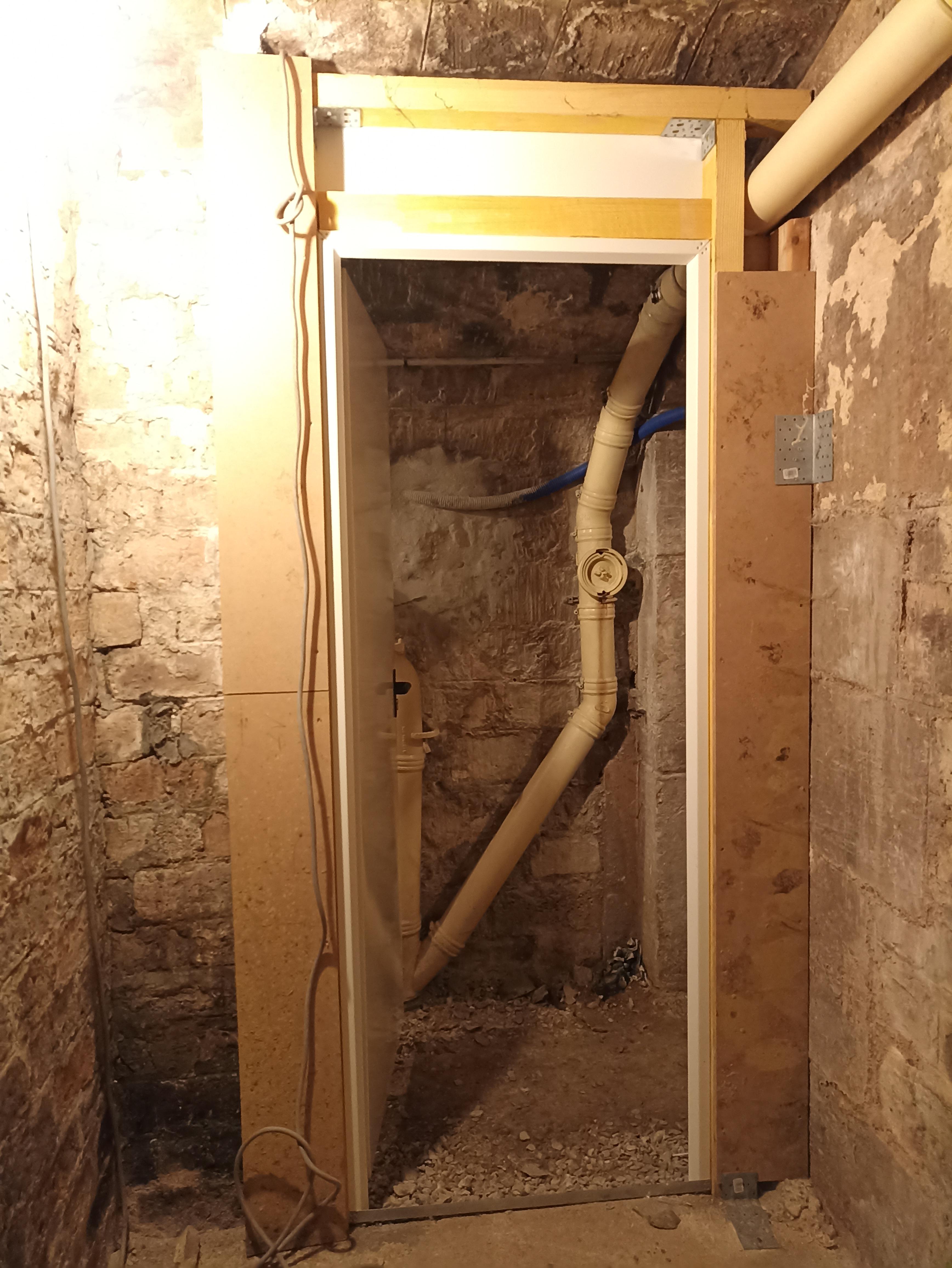 Cave de 4m², saine, sécurisée à Paris 11e