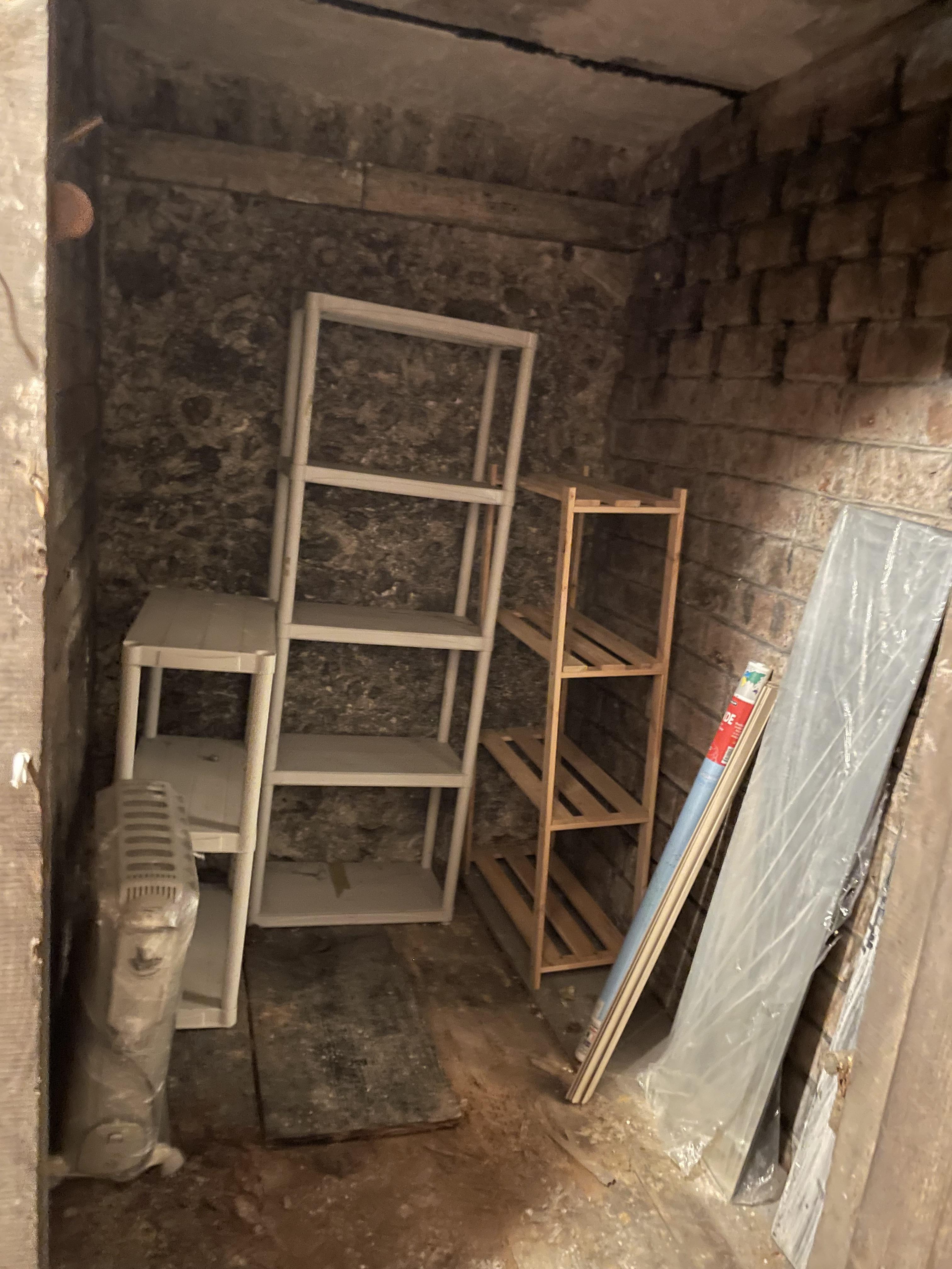 Cave 3m2 saine et sécurisée