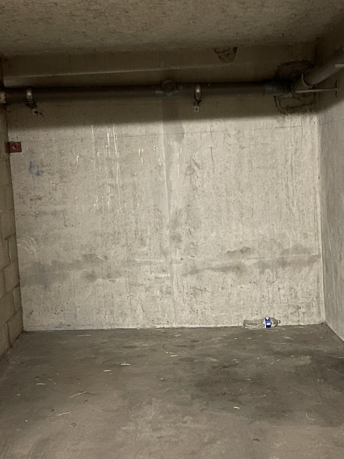 Garage/ Box - 10m² - Saulx-les-Chartreux