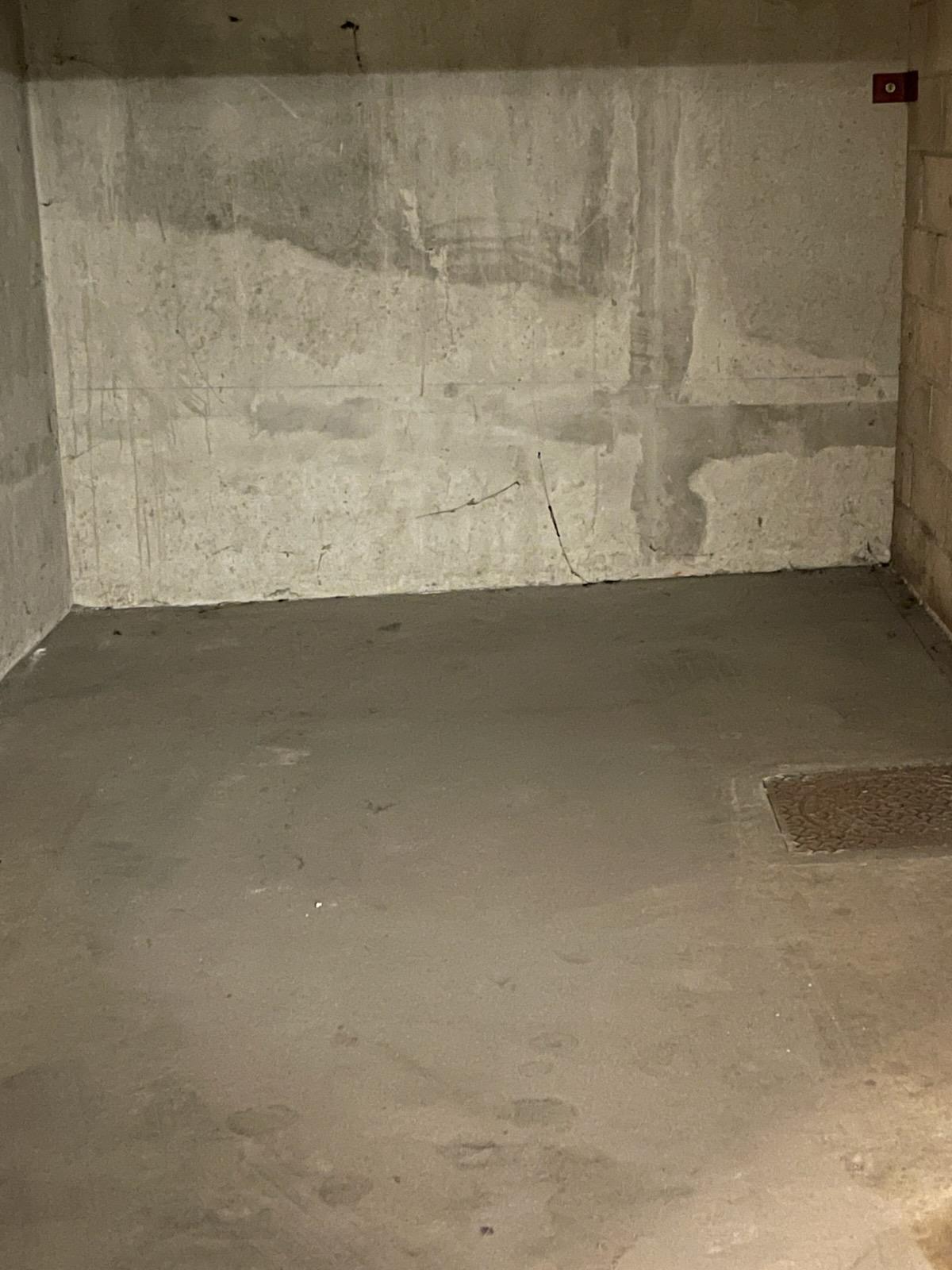 Garage/ Box - 10m² - Saulx-les-Chartreux