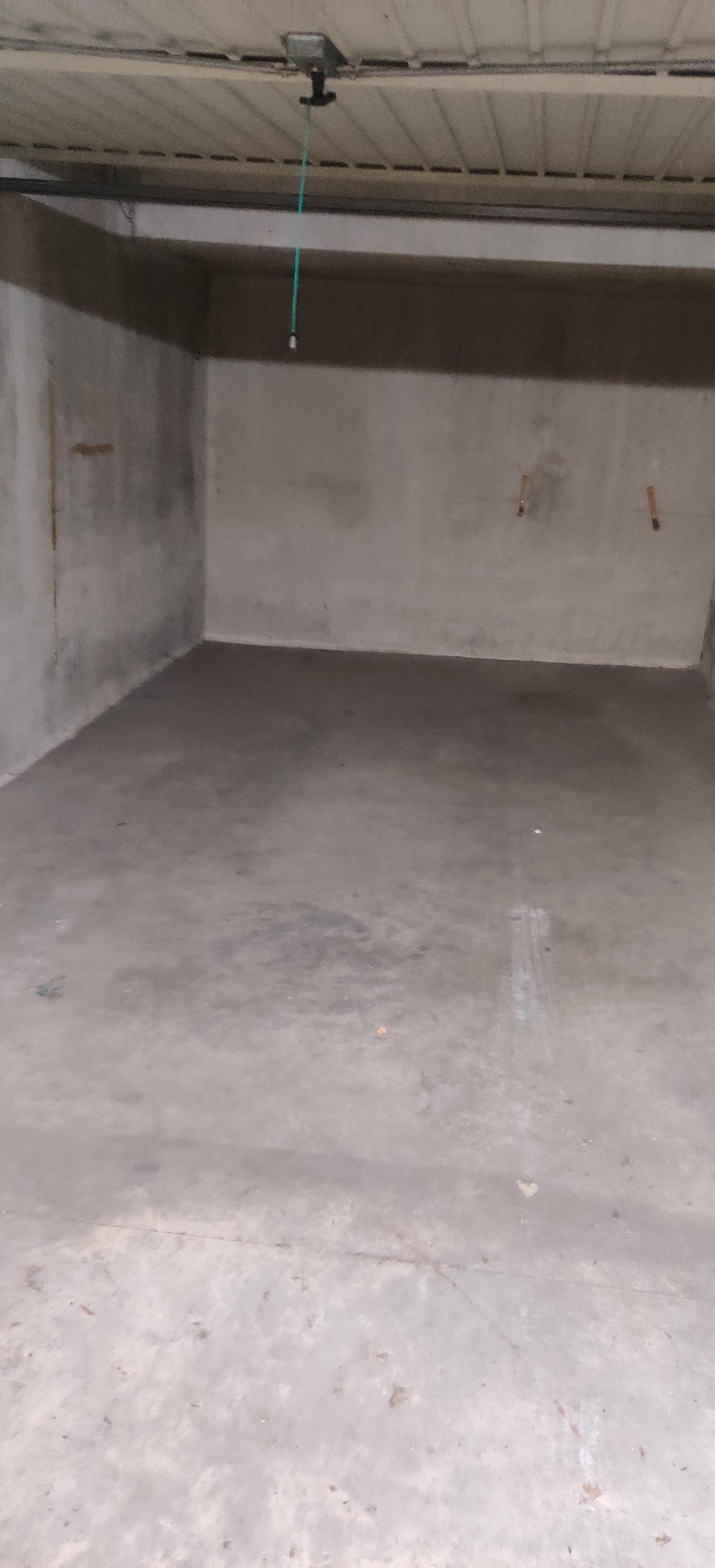Garage/ Box - 10m² - Saulx-les-Chartreux