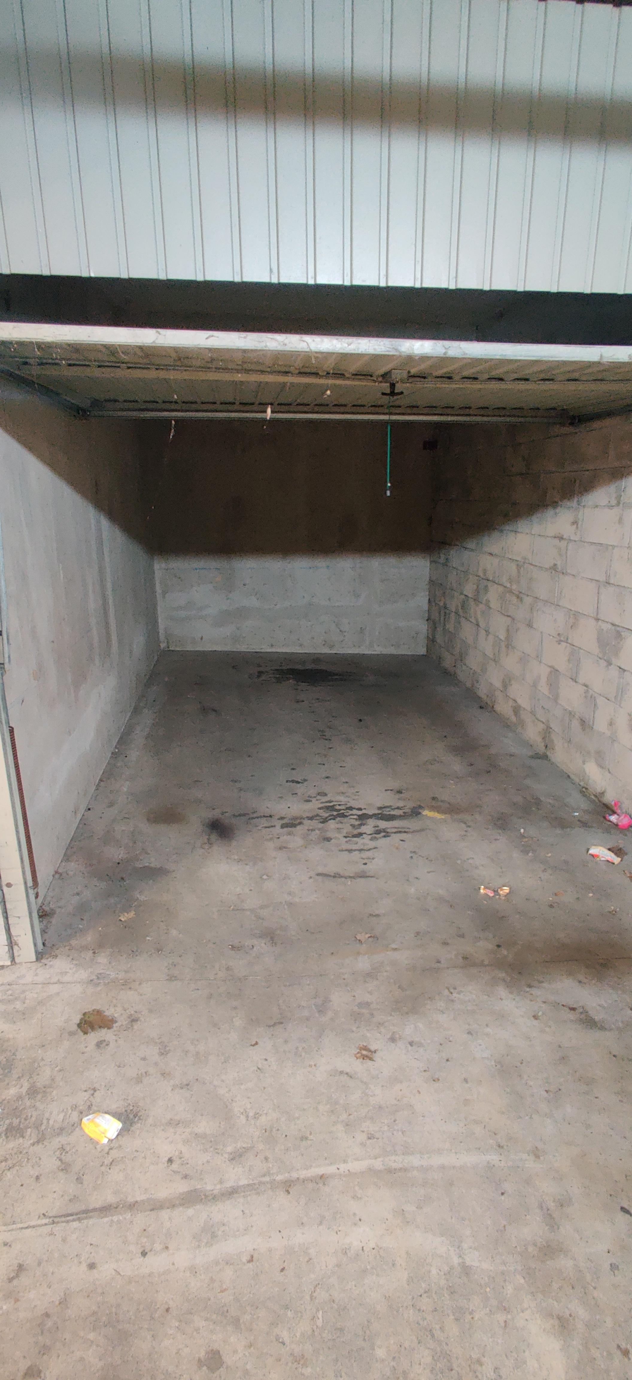 Garage/ Box - 10m² - Saulx-les-Chartreux