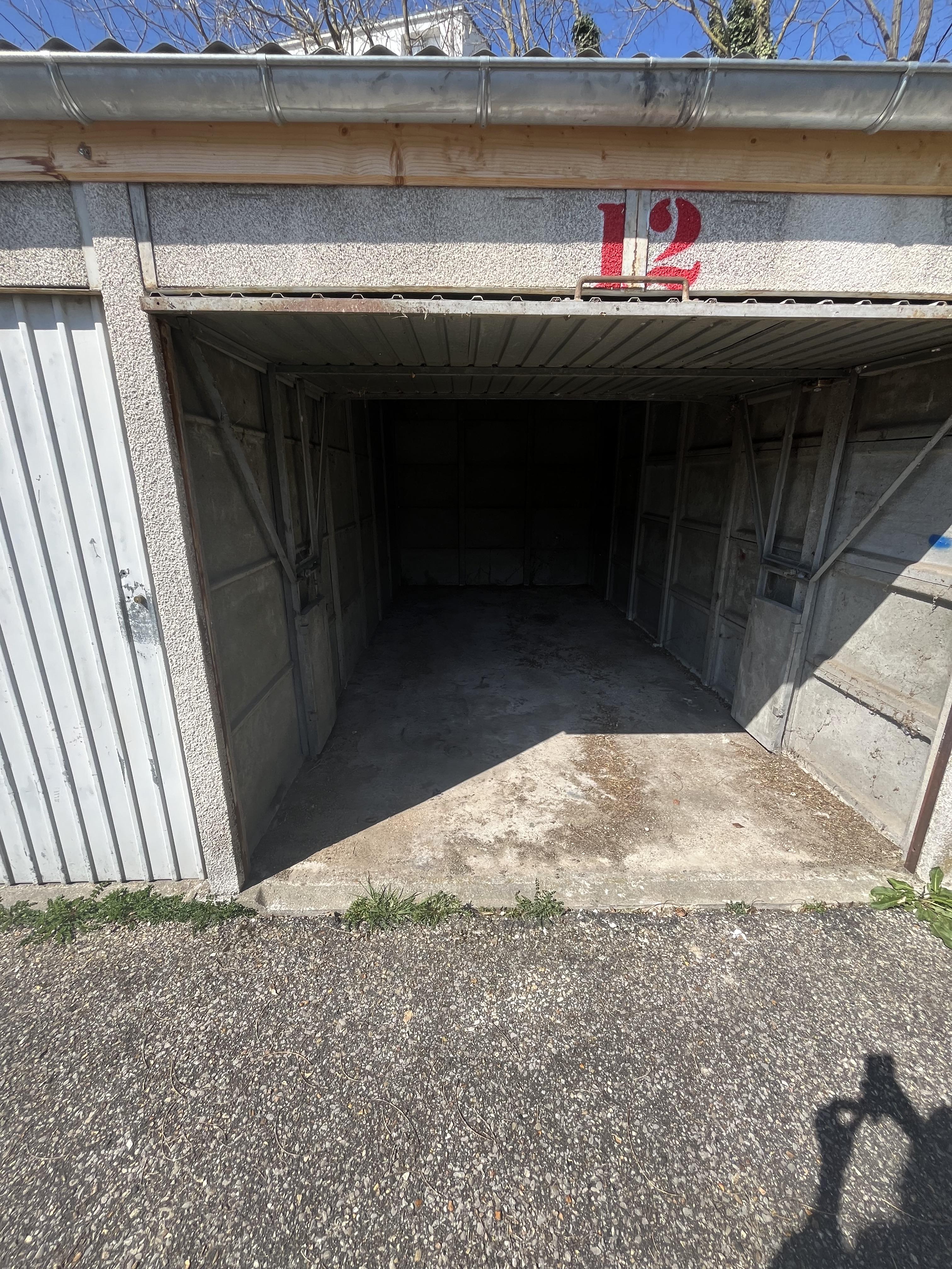 Garage/ Box 12m² à Melun - KEY