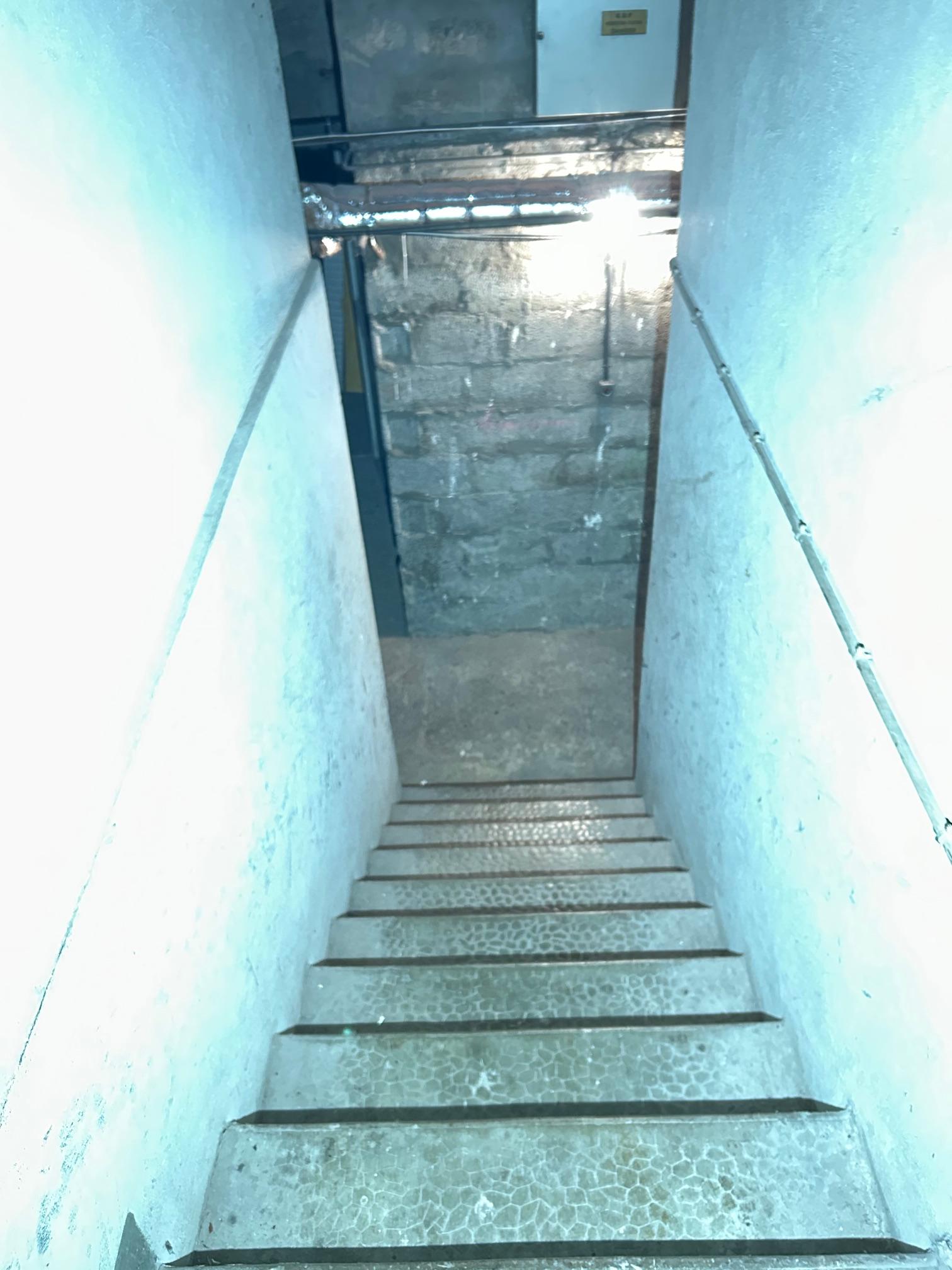 Cave sécurisée et sèche de 2 m² à