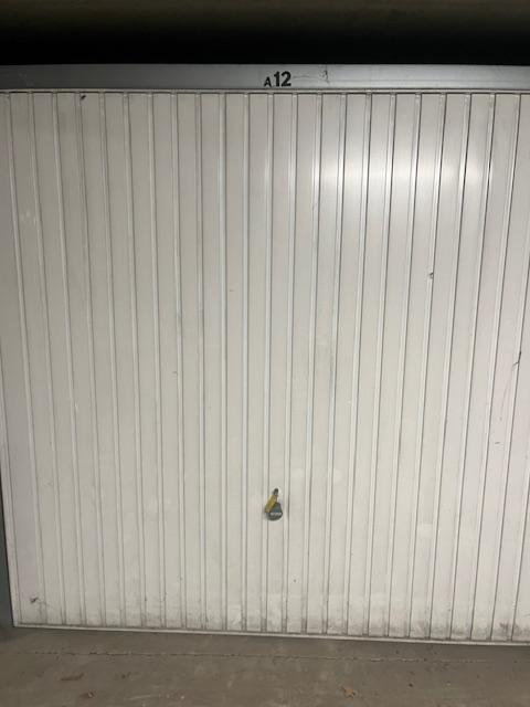 Garage/ Box 12m² - Pau