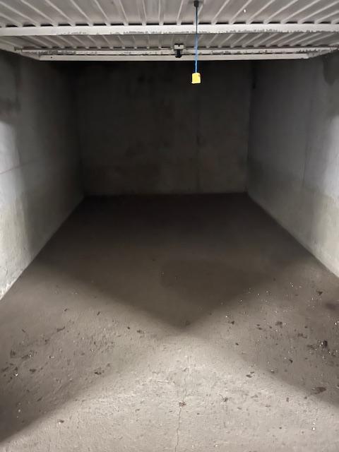 Garage/ Box 12m² - Pau
