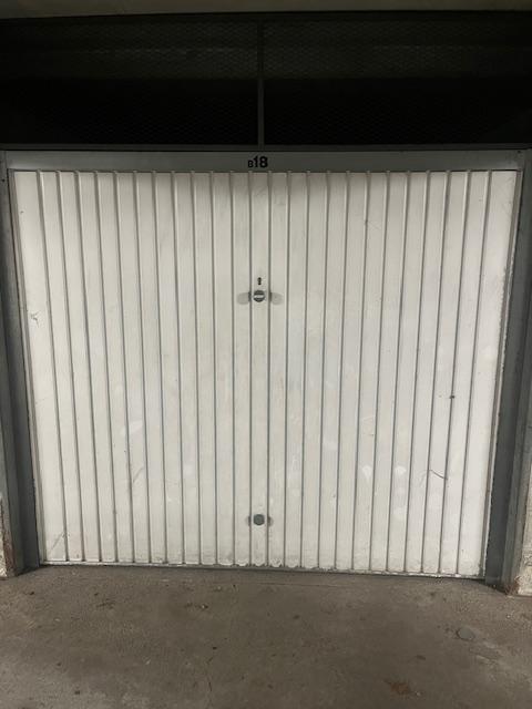 Garage/ Box 15m² - Pau