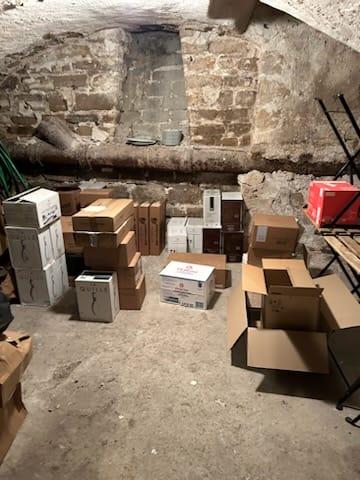 LOCATION CAVE VOUTÉE 25m² - QUARTIER MONTORGUEIL/SAINT-DENIS (PARIS