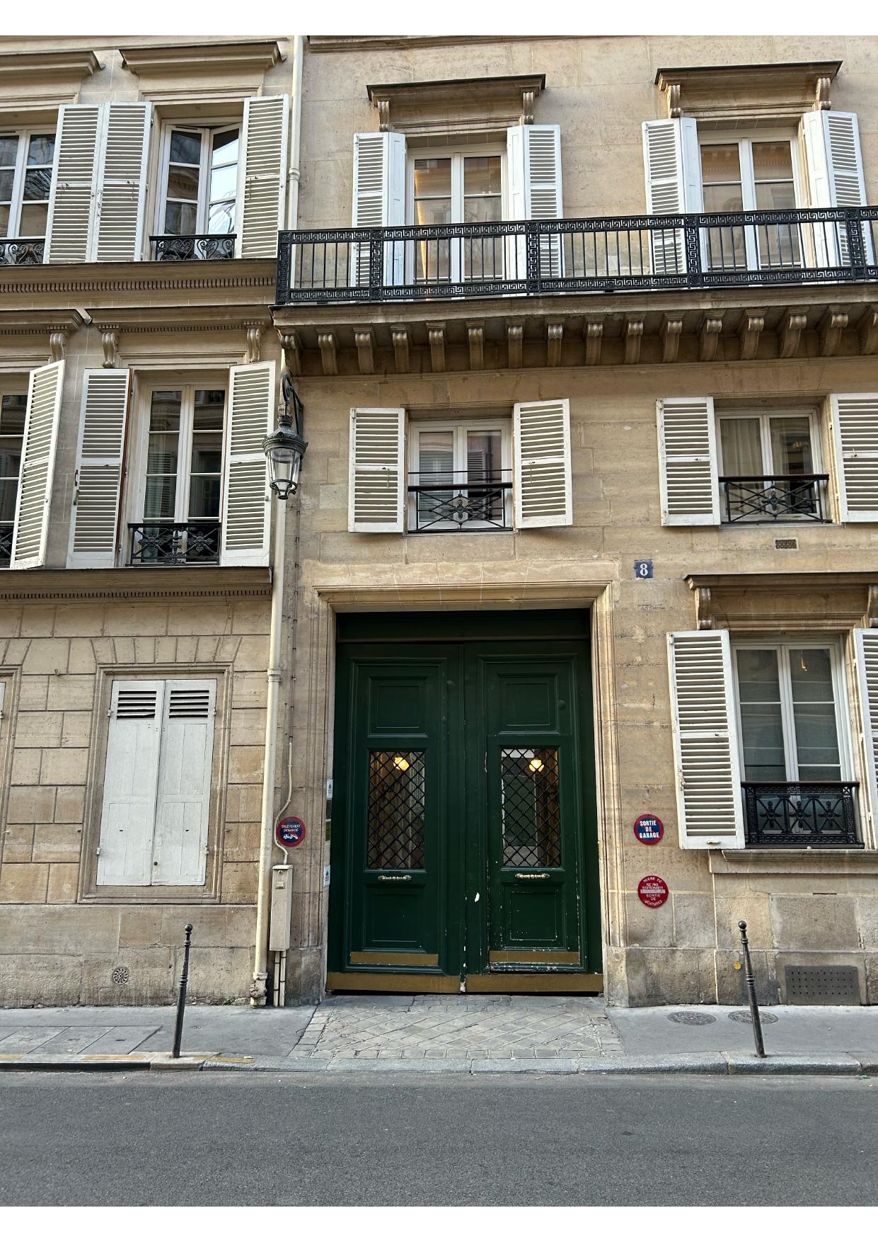 Cave voûtée électrifiée – 21 m² – Place