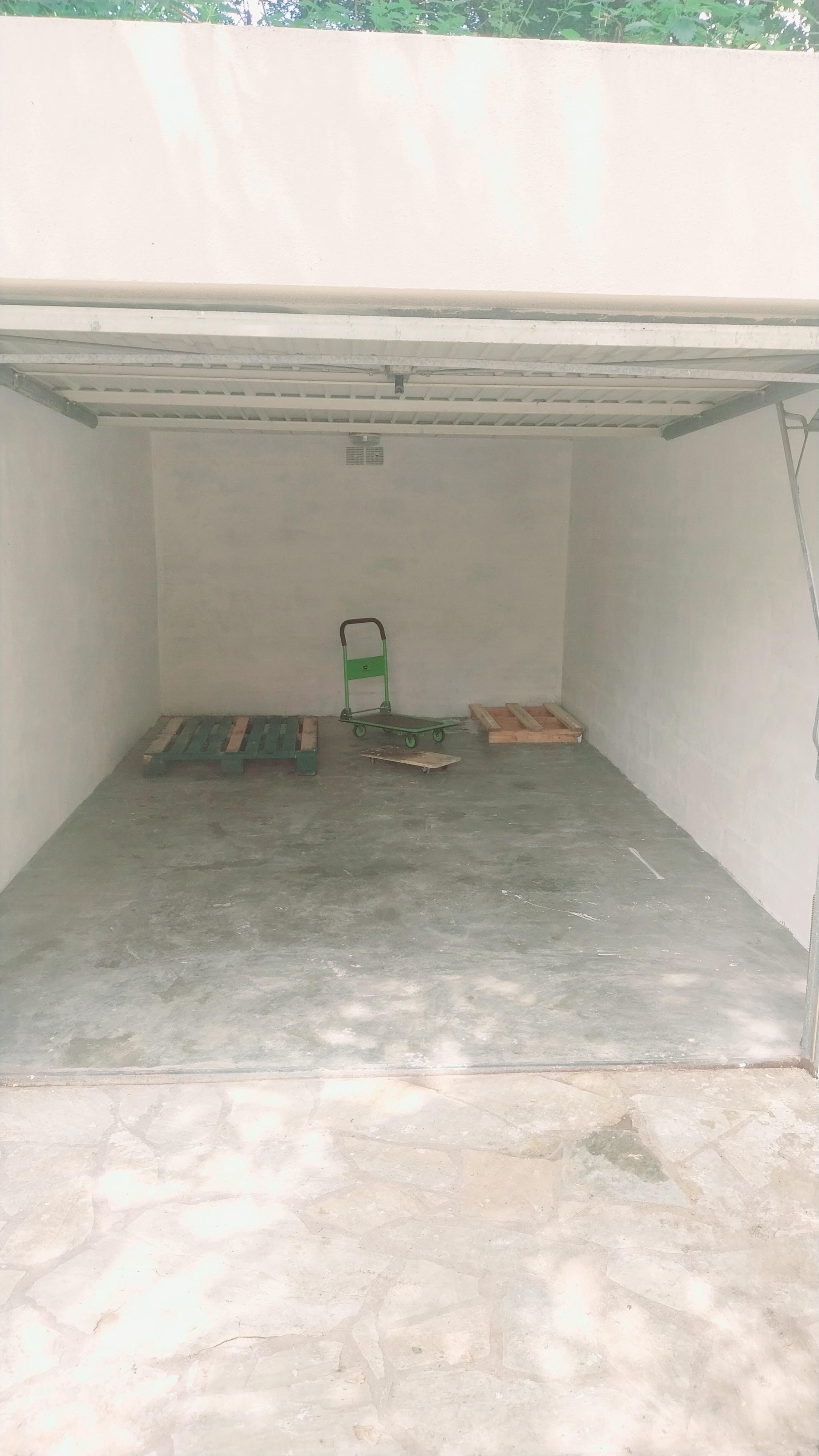 Box de stockage sécurisé 20 m²