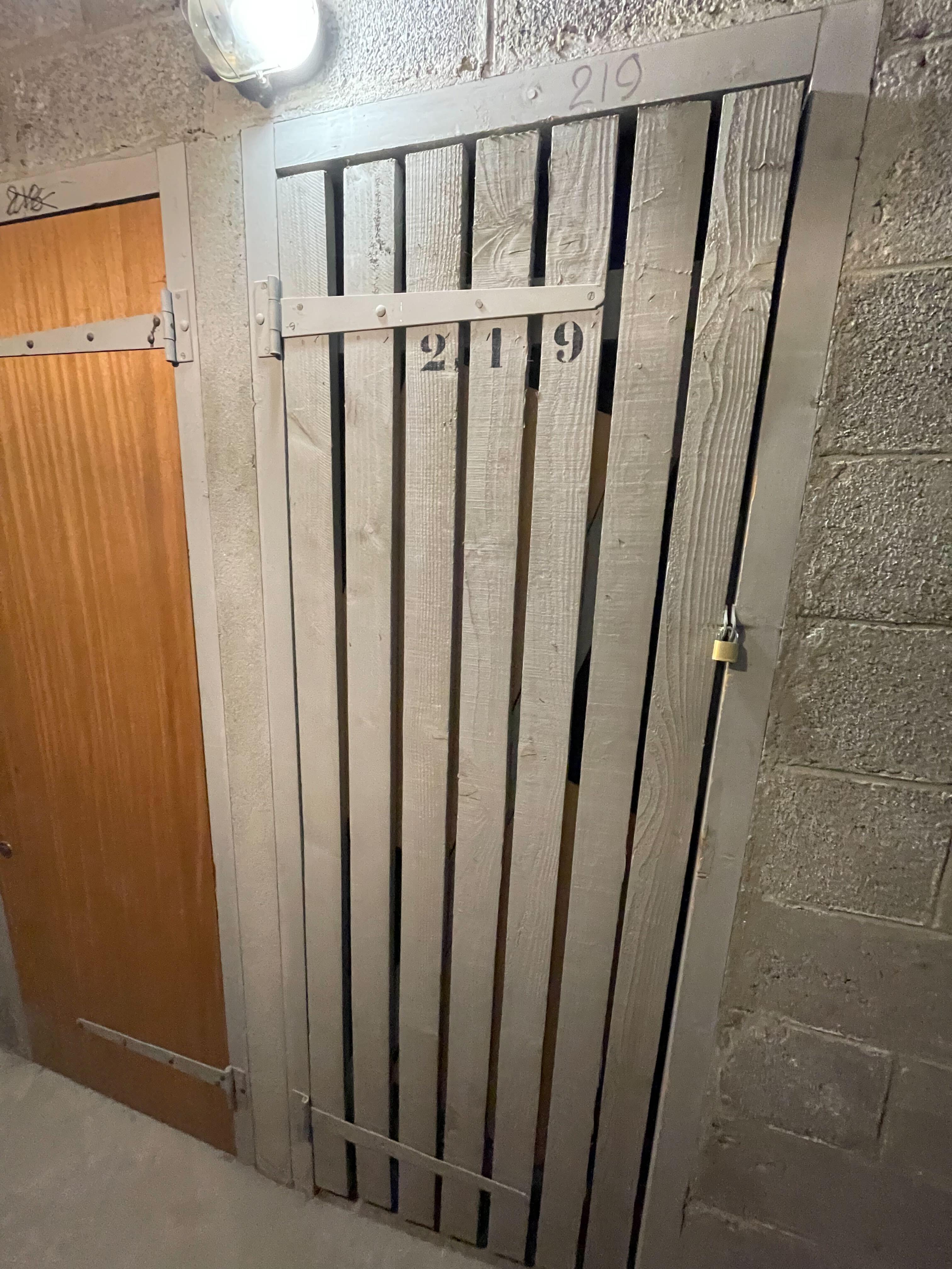Cave n°219 - 5m² - Rue de Vaugirard