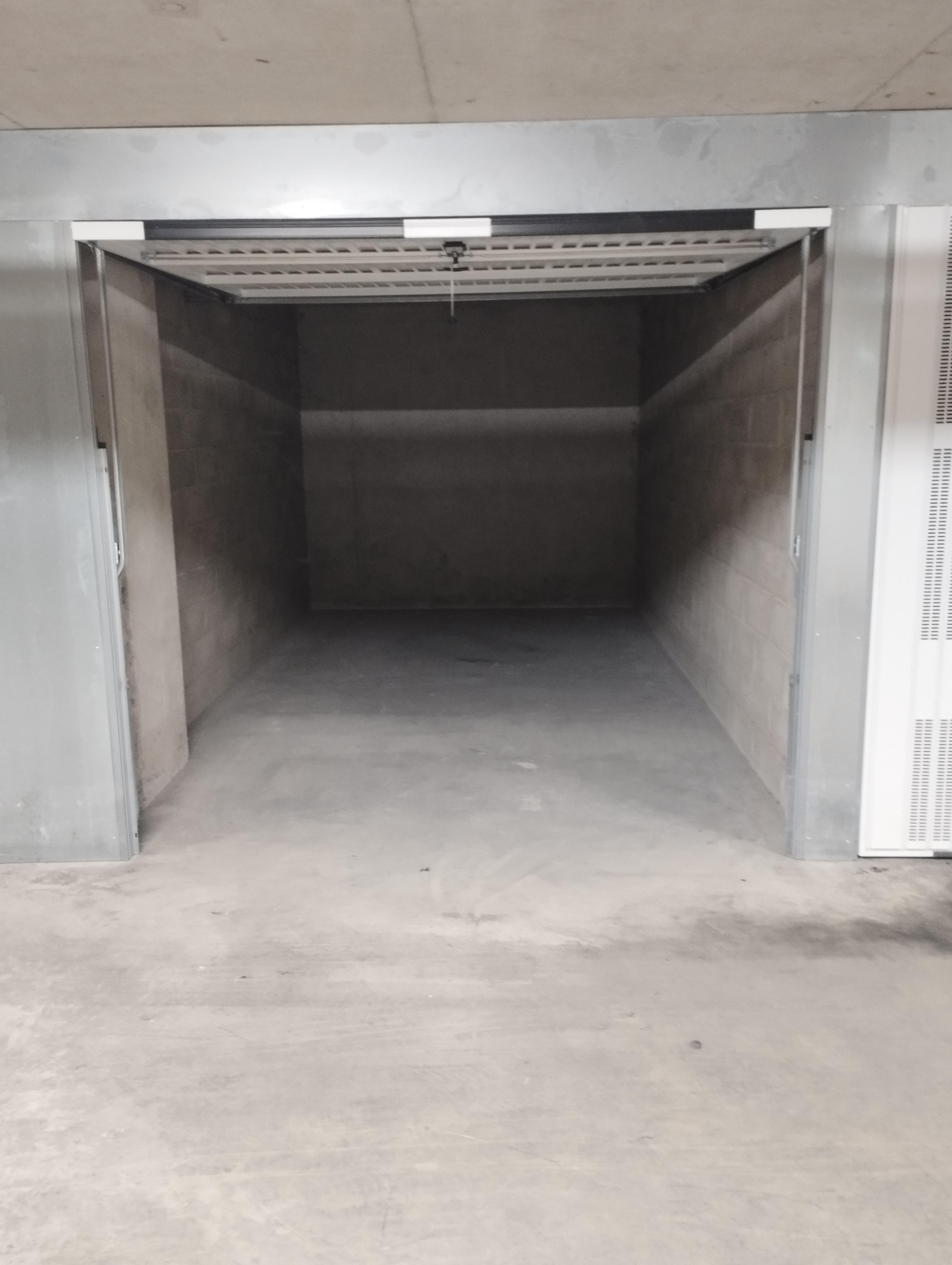 Garage/Box - 13m² - Pierre-Bénite
