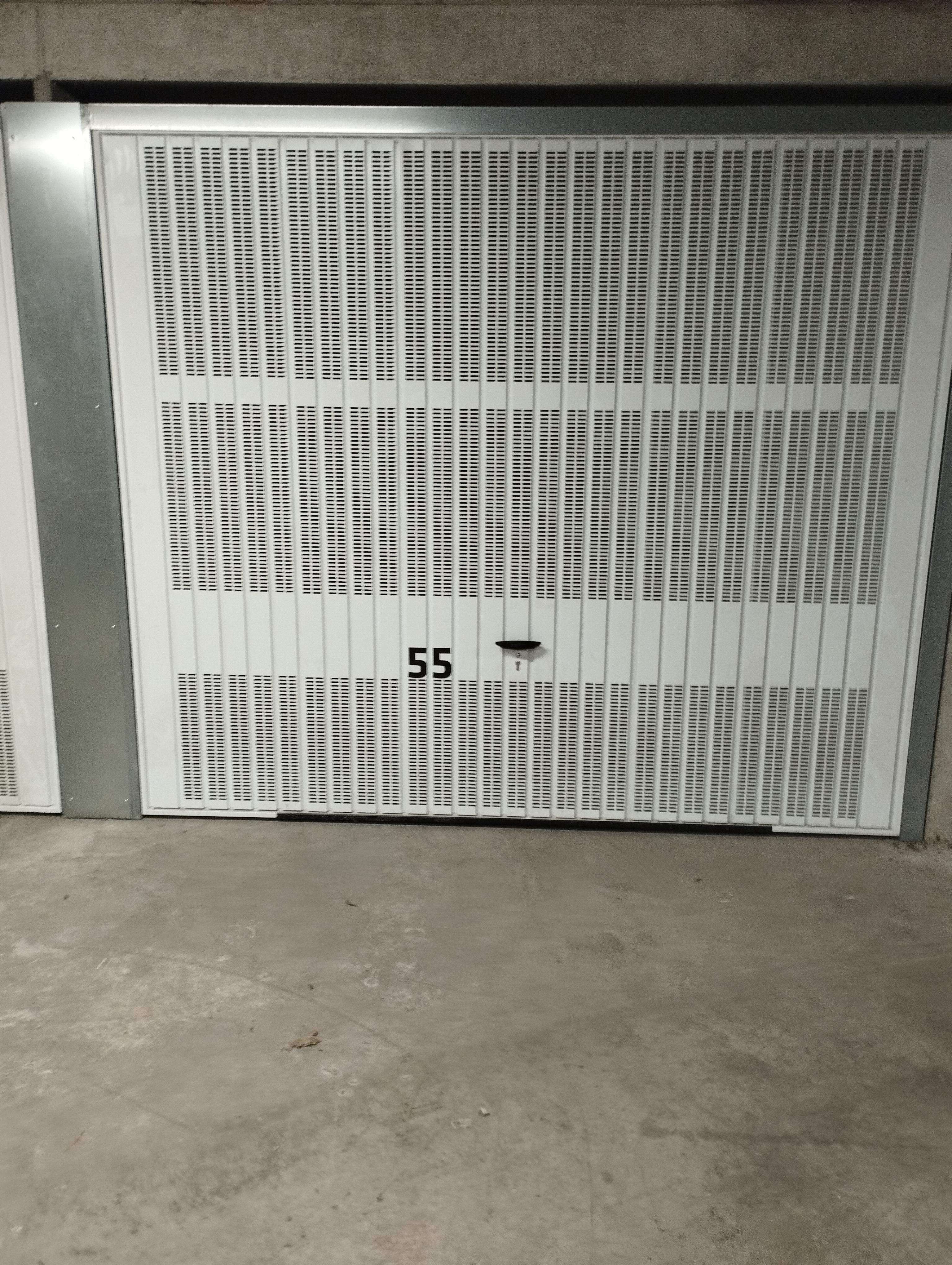 Garage/Box - 13m² - Pierre-Bénite