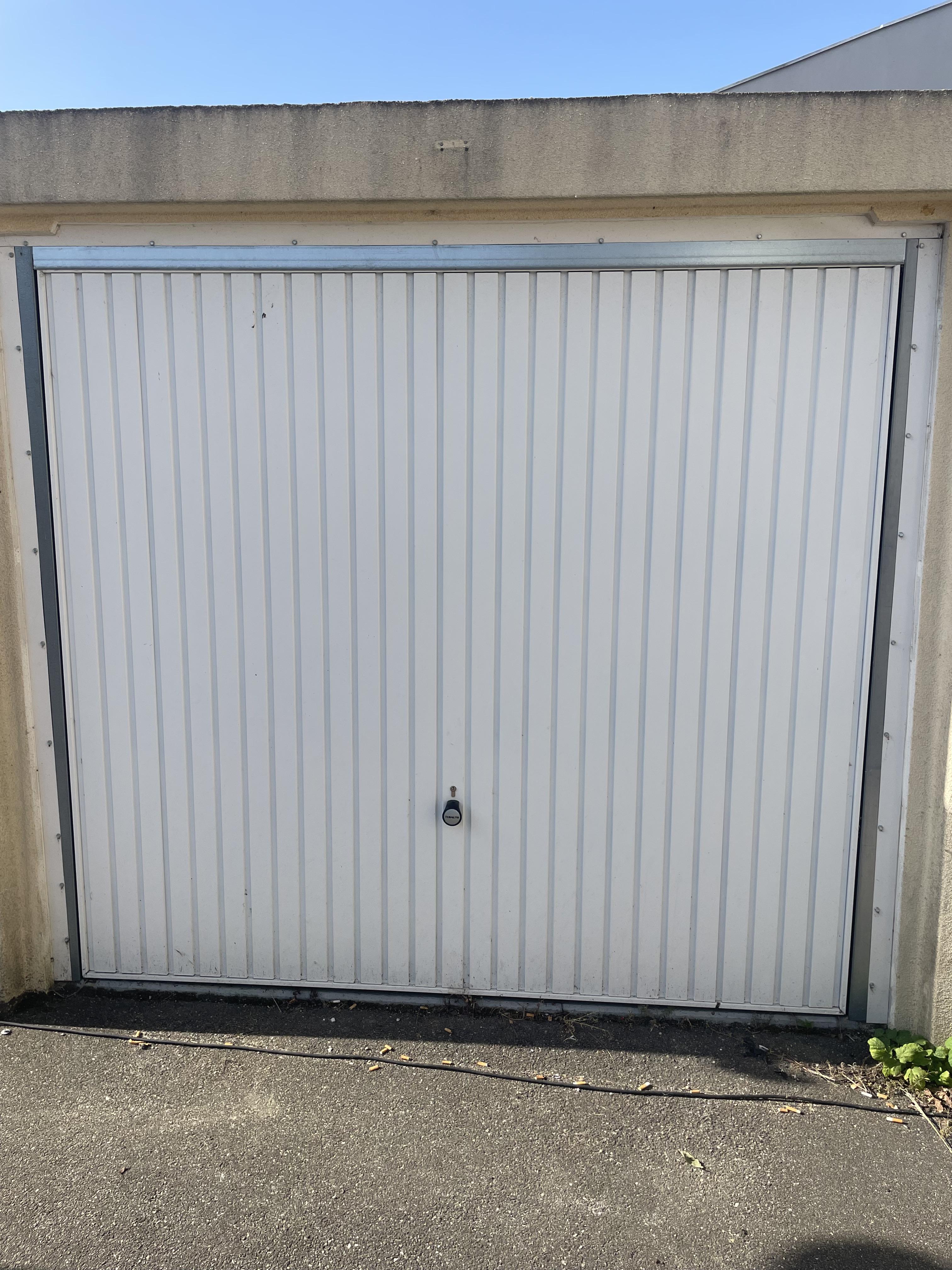 Garage Box 13m² à trieux