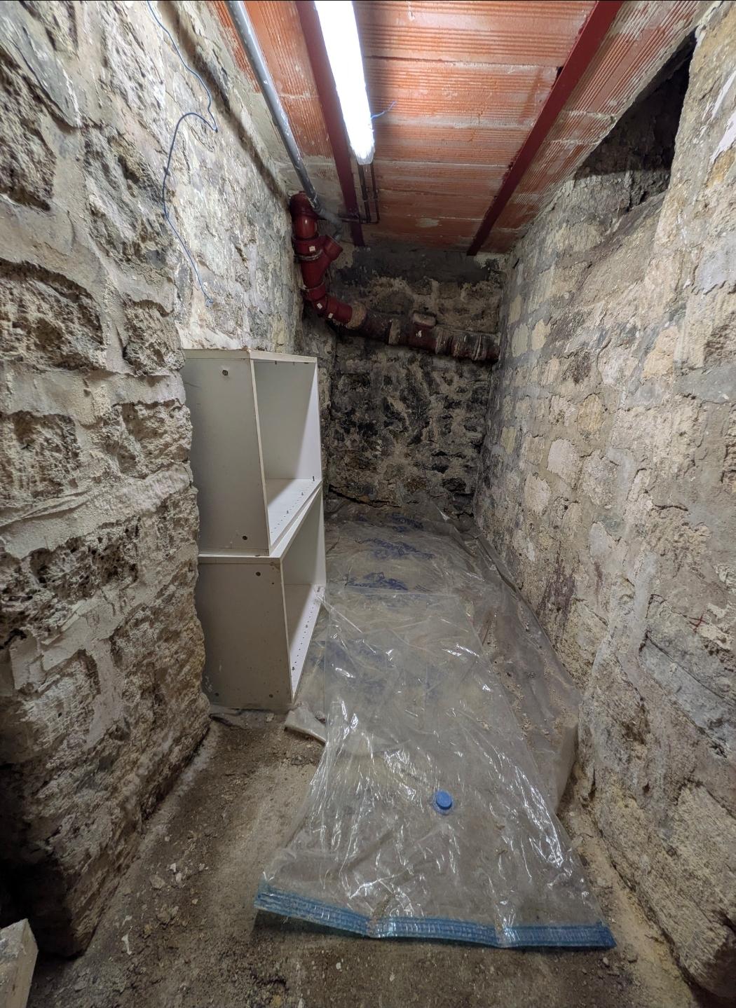 Cave sécurisée, Paris 15, très proche Montparnasse