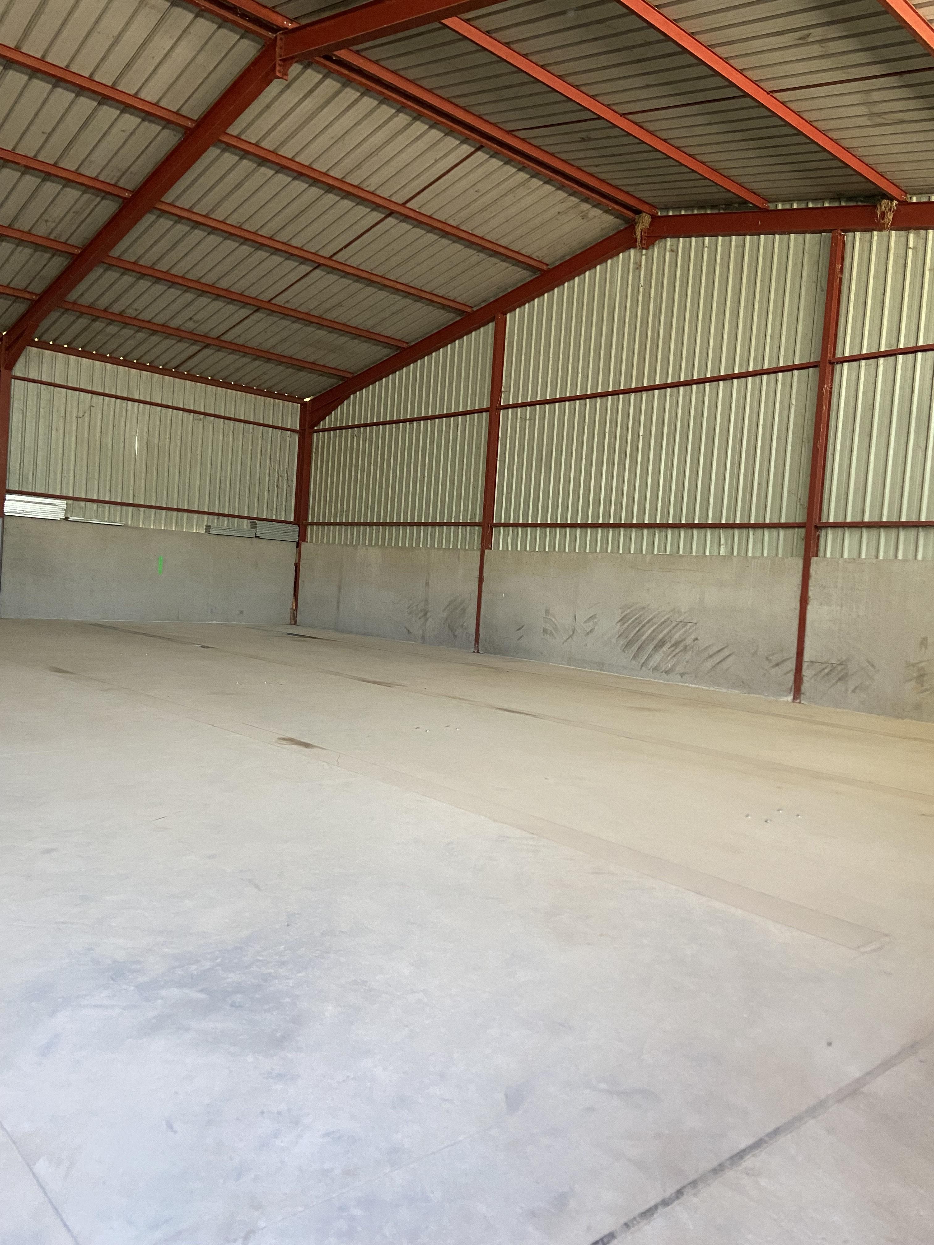Places d'hivernage dans hangar fermé sécurisé