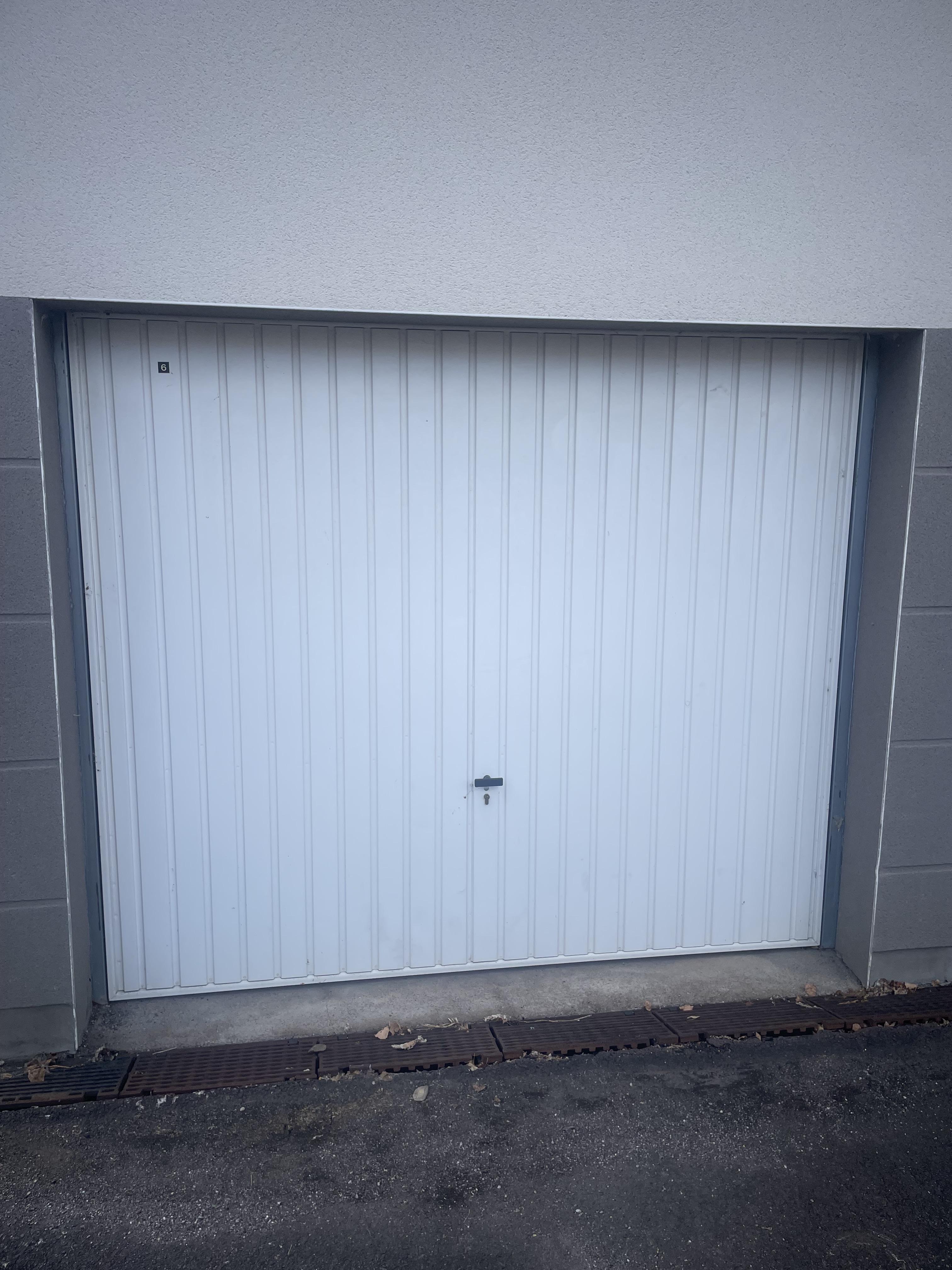 Garage Box 13m² à Hayange
