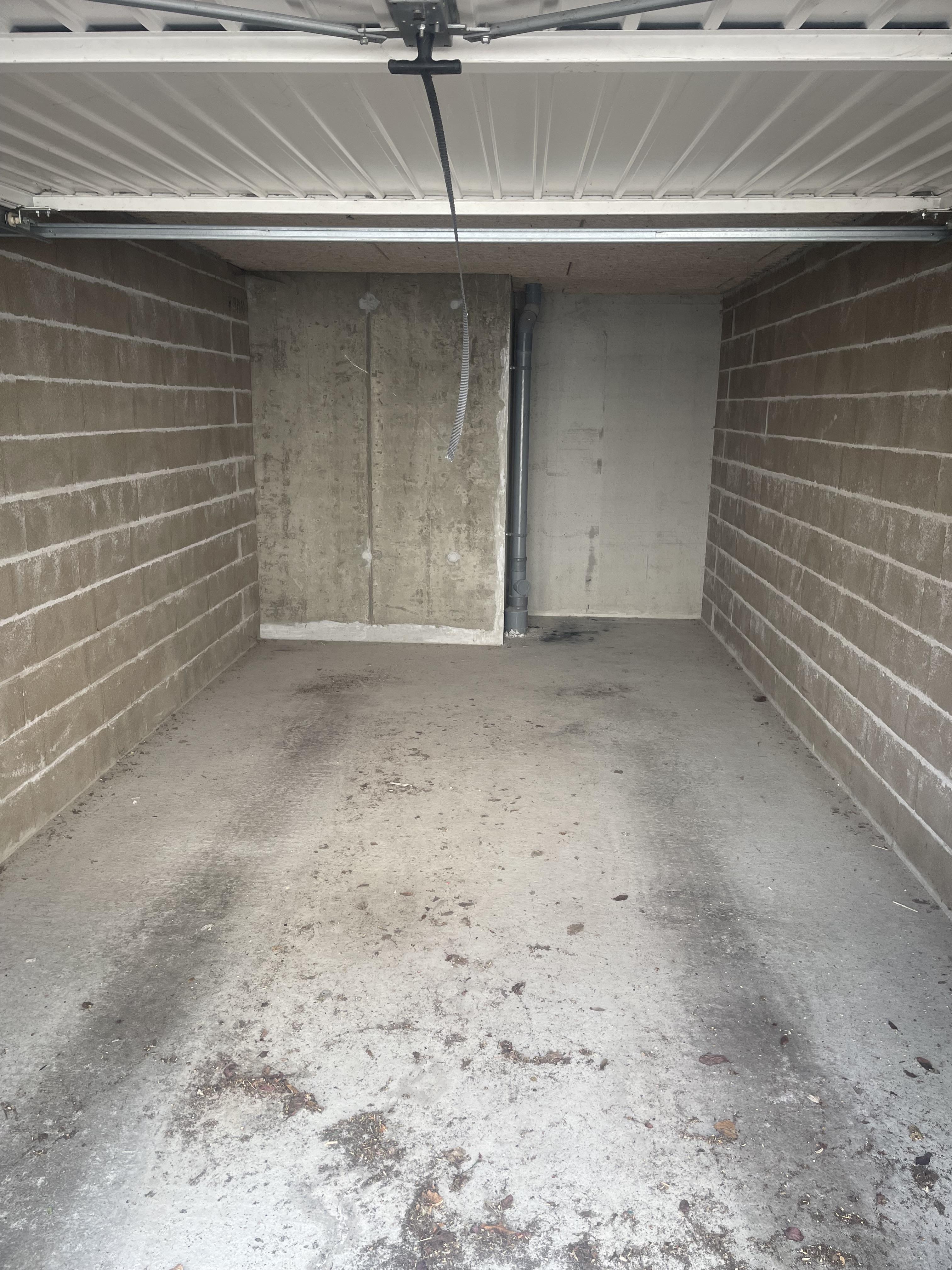 Garage Box 15m² à Hayange