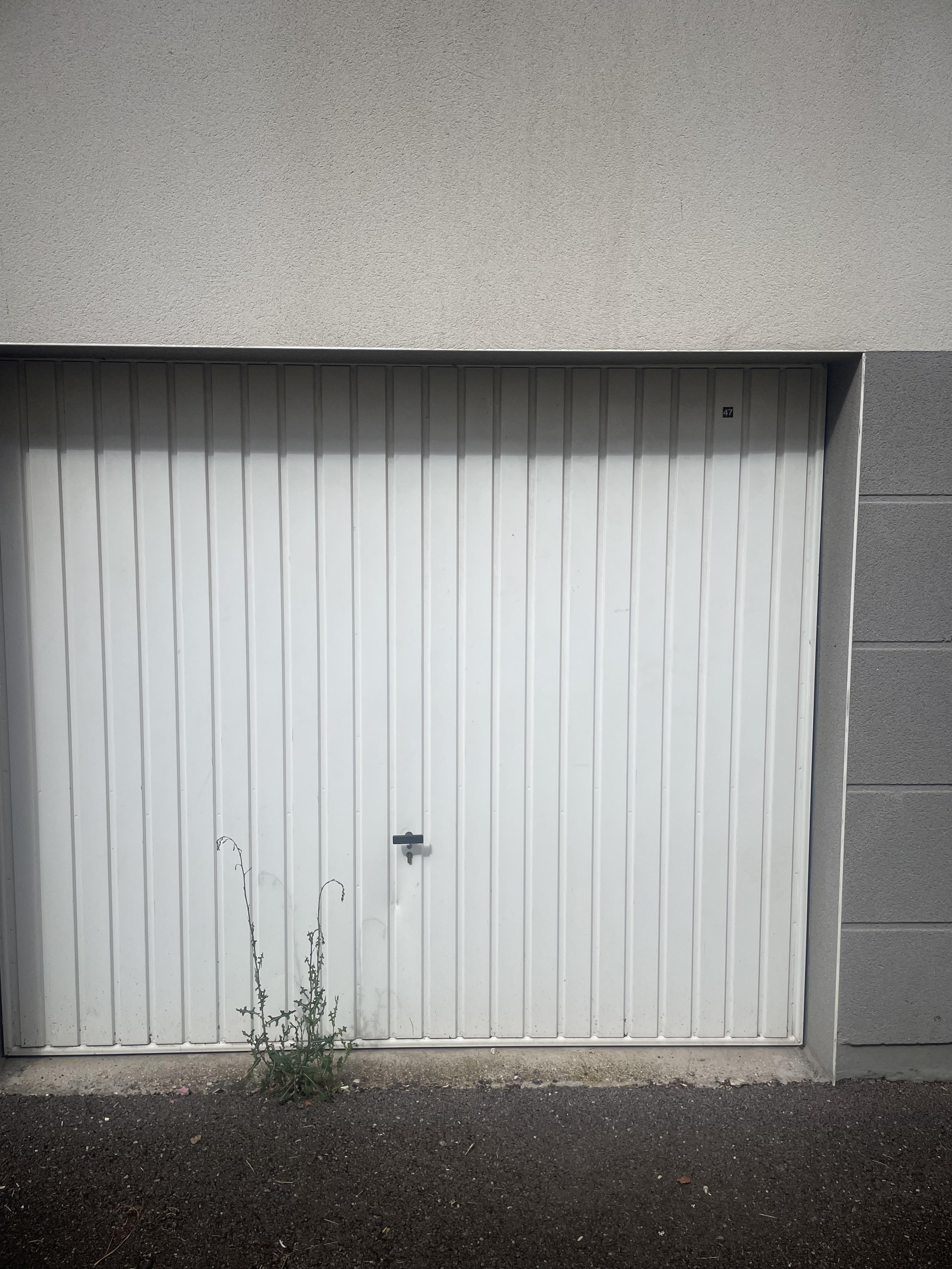 Garage Box 13m² à Hayange