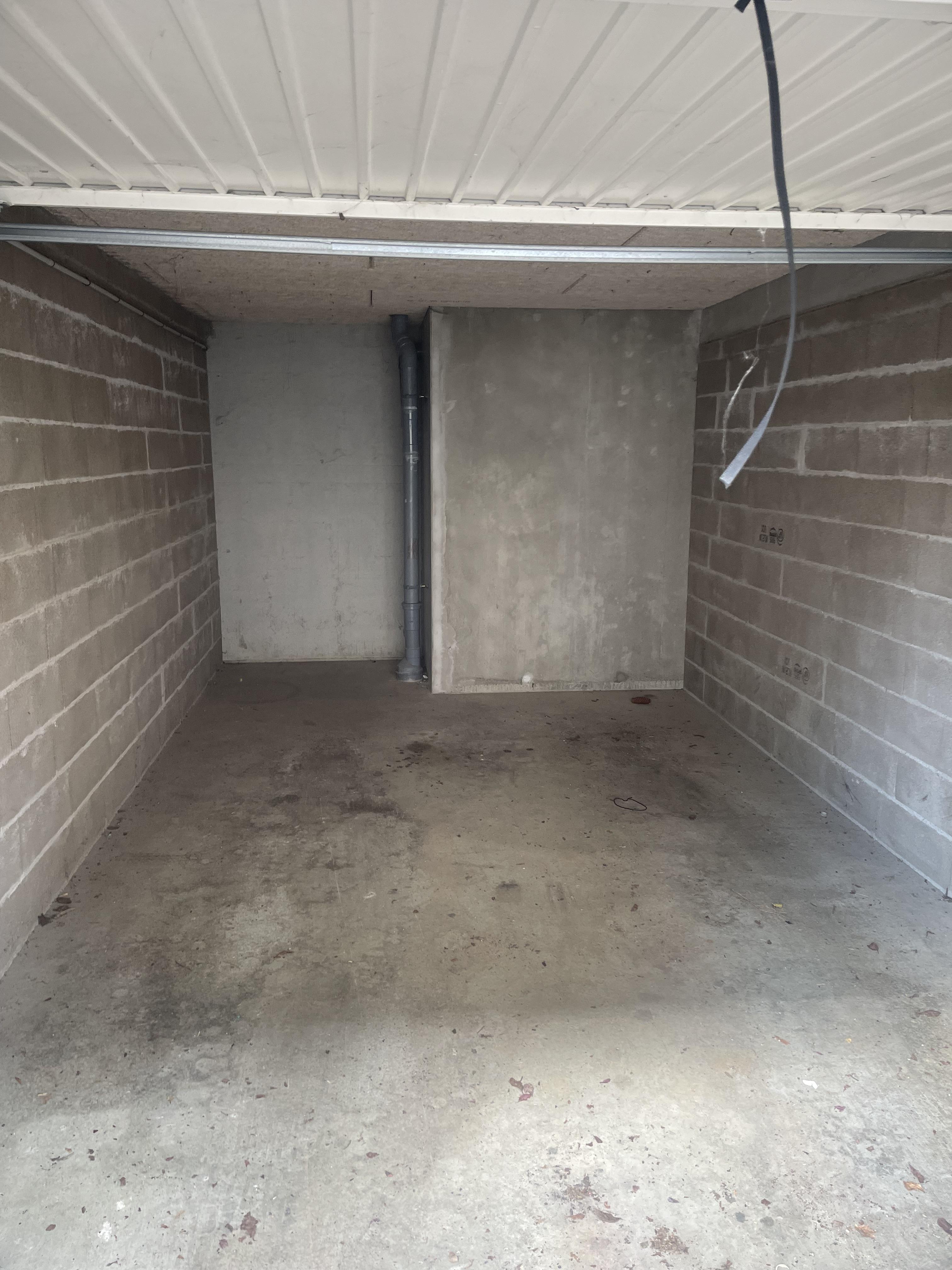 Garage Box 15m² à Hayange