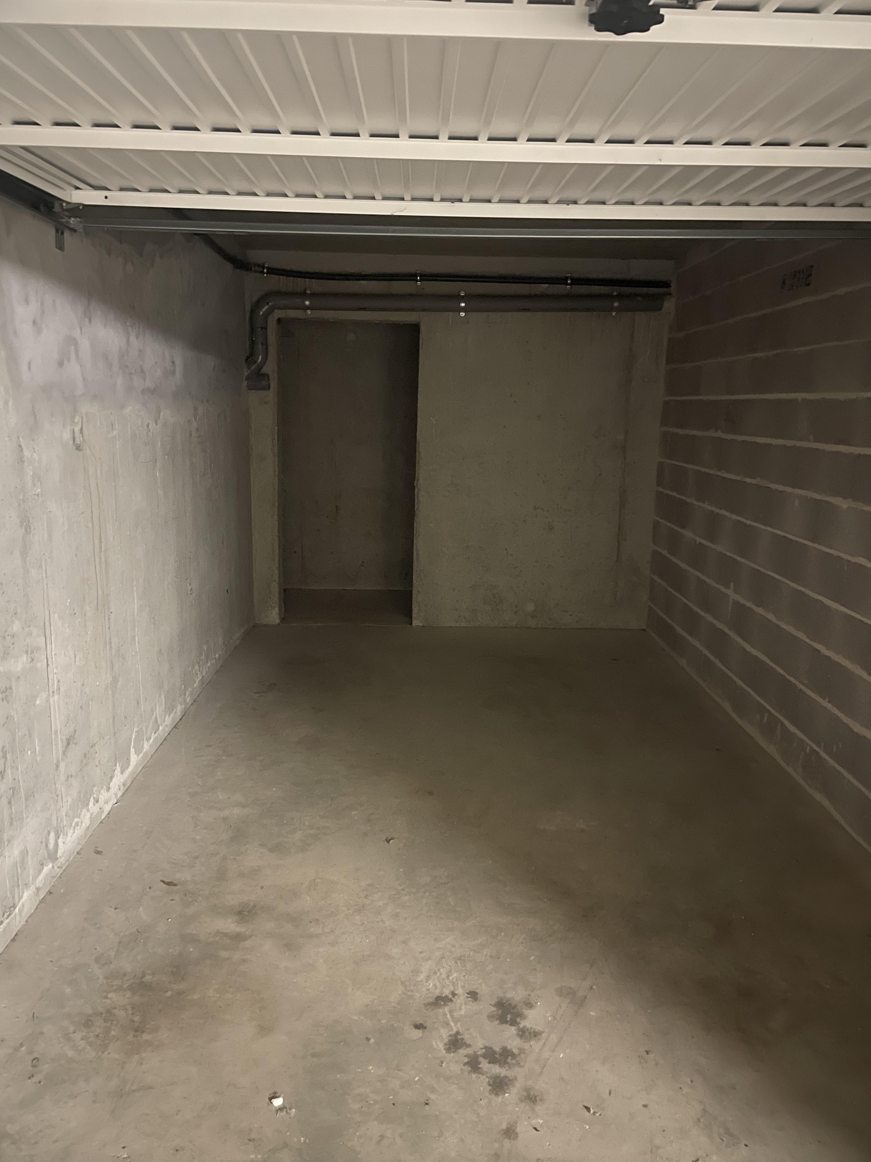 Garage/ Box 14m² -Hayange